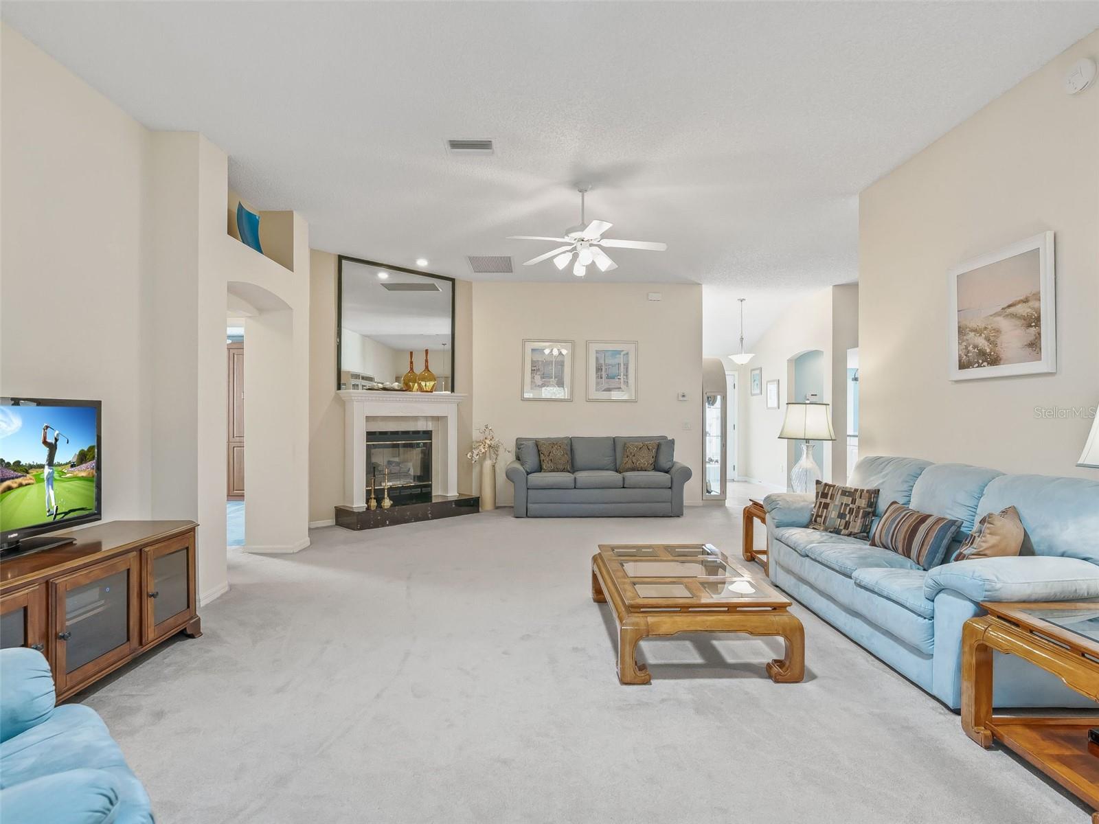 Image 22 of 57 For 1311 Carolina Court