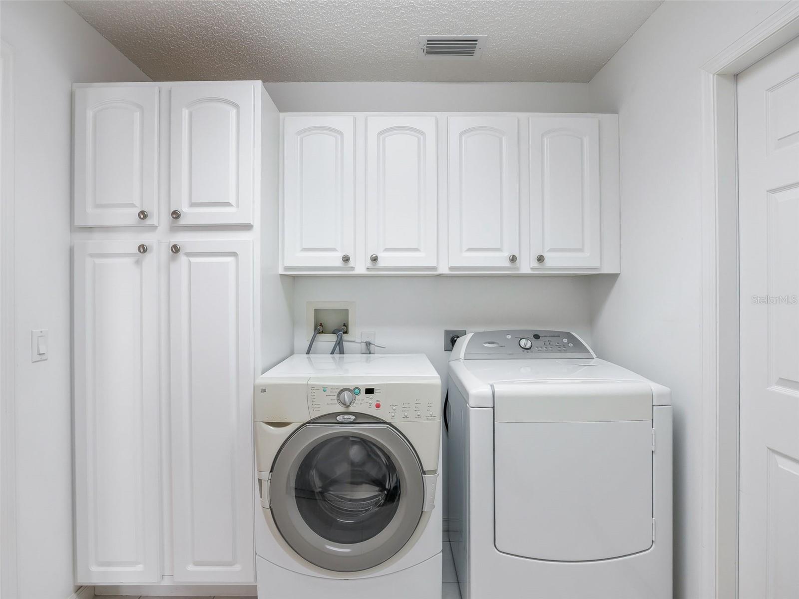 Image 41 of 57 For 1311 Carolina Court