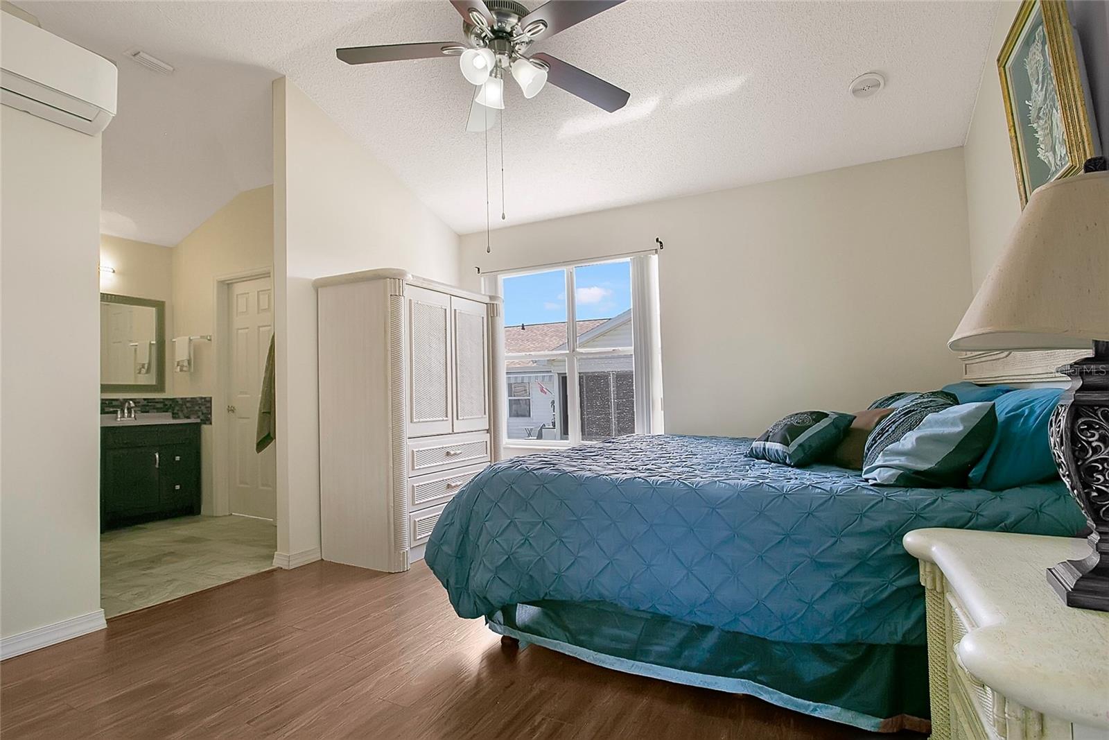 Image 16 of 38 For 528 Sevilla Place