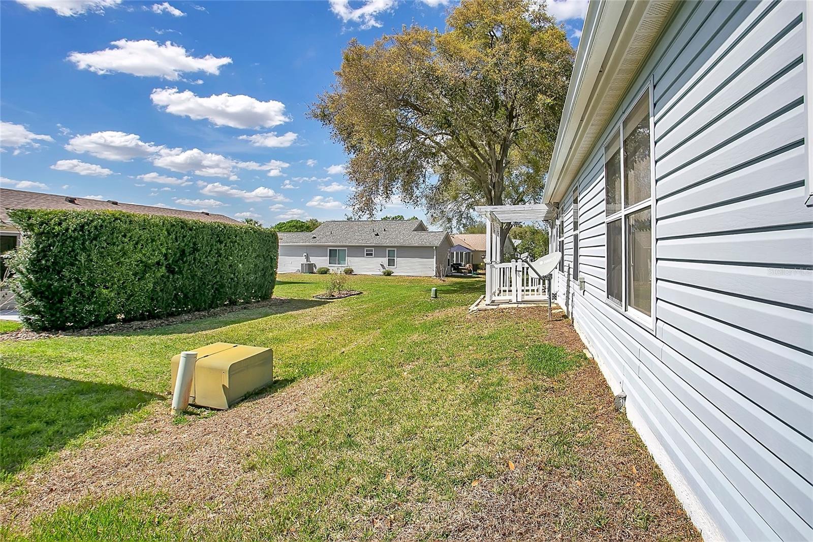 Image 27 of 38 For 528 Sevilla Place