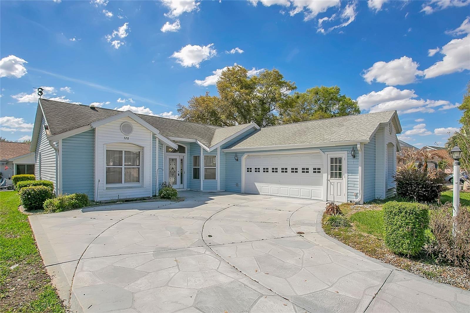 Image 4 of 38 For 528 Sevilla Place