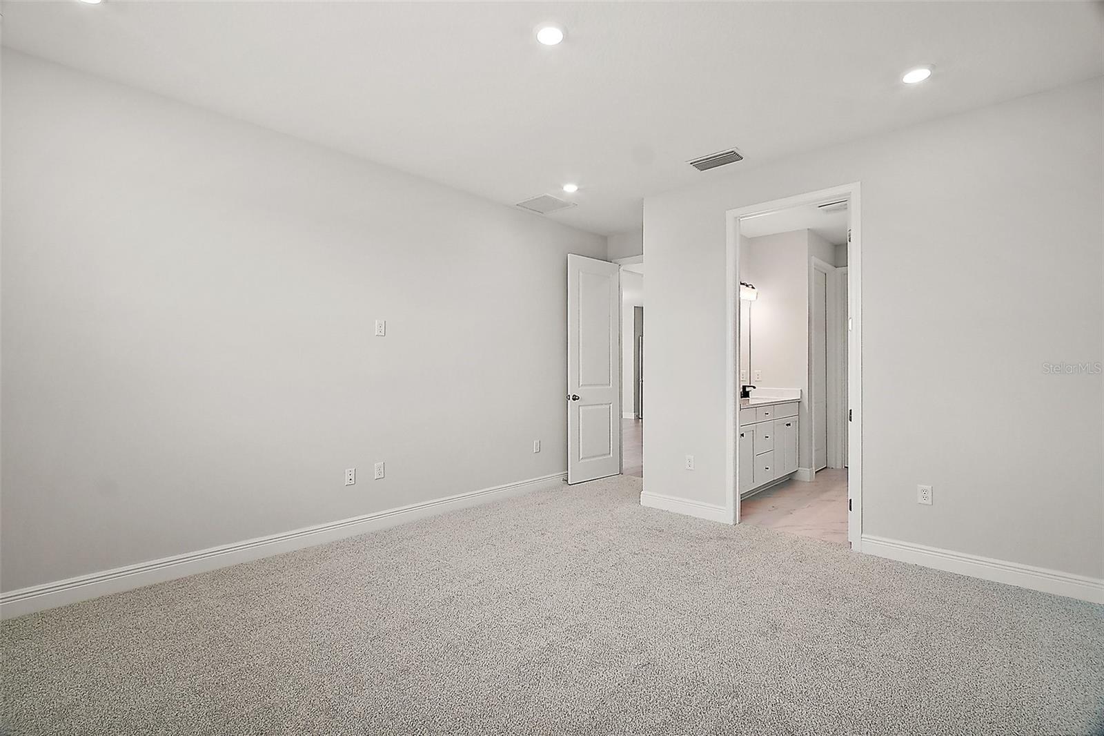 Image 12 of 42 For 2416 Juniper Berry Drive