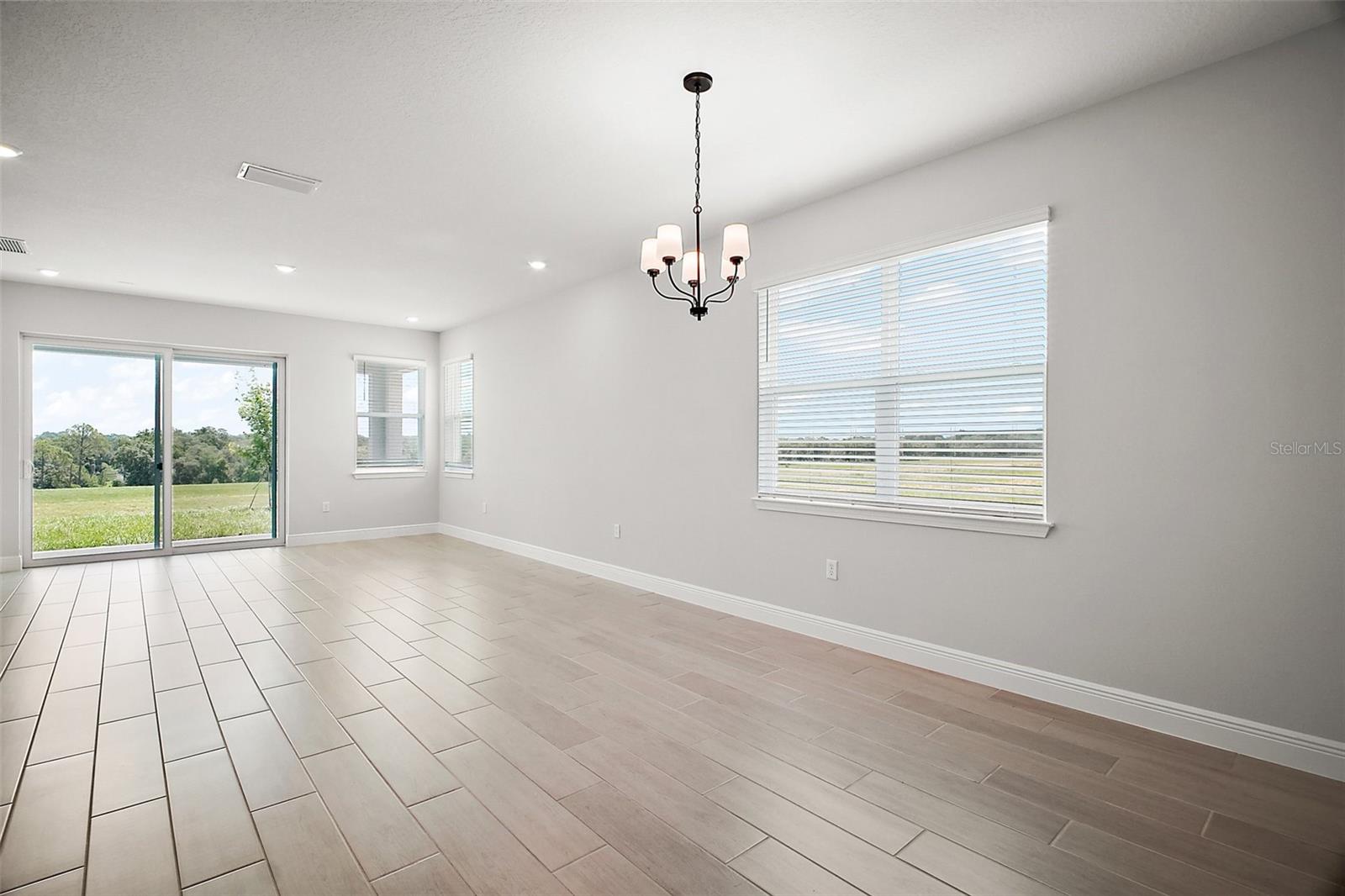 Image 9 of 42 For 2416 Juniper Berry Drive