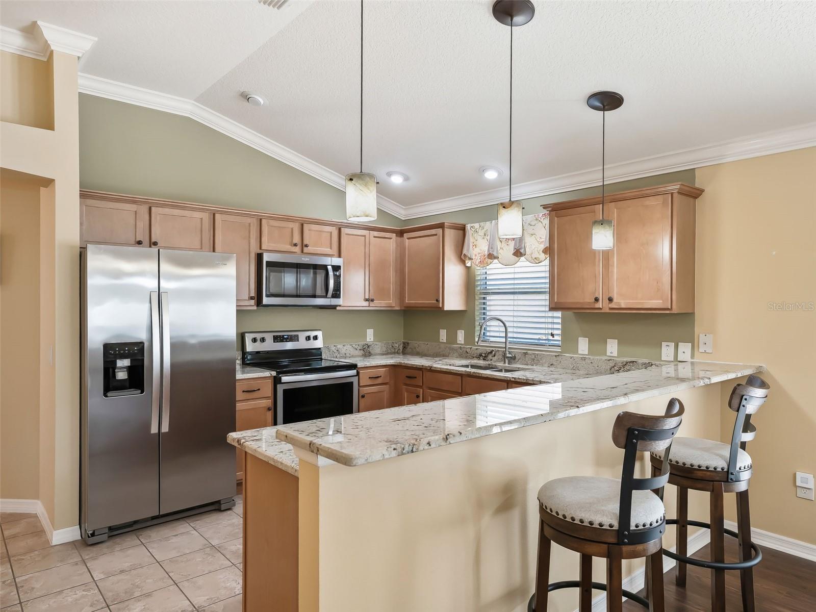 Image 13 of 50 For 1946 Loadstar Avenue