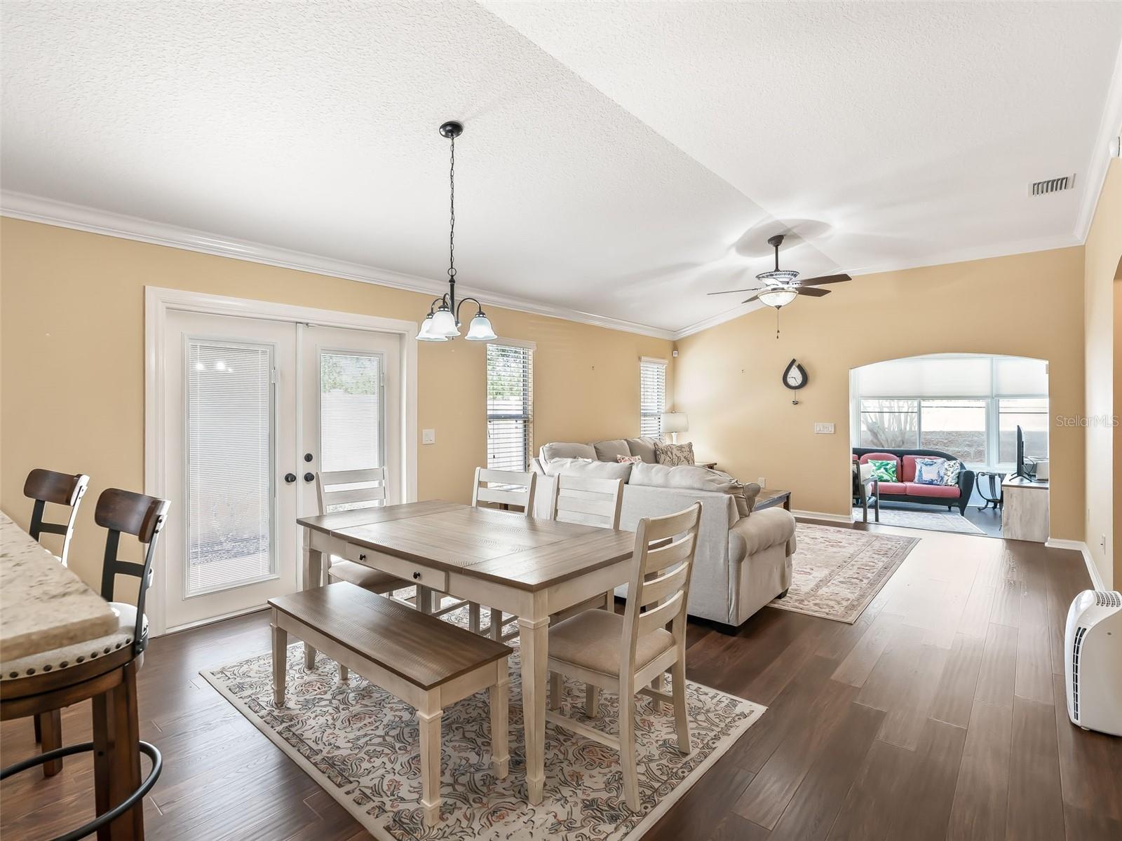 Image 14 of 50 For 1946 Loadstar Avenue