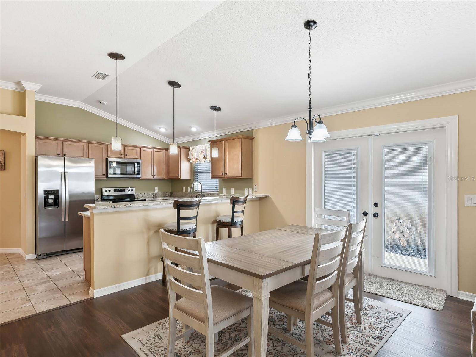 Image 15 of 50 For 1946 Loadstar Avenue