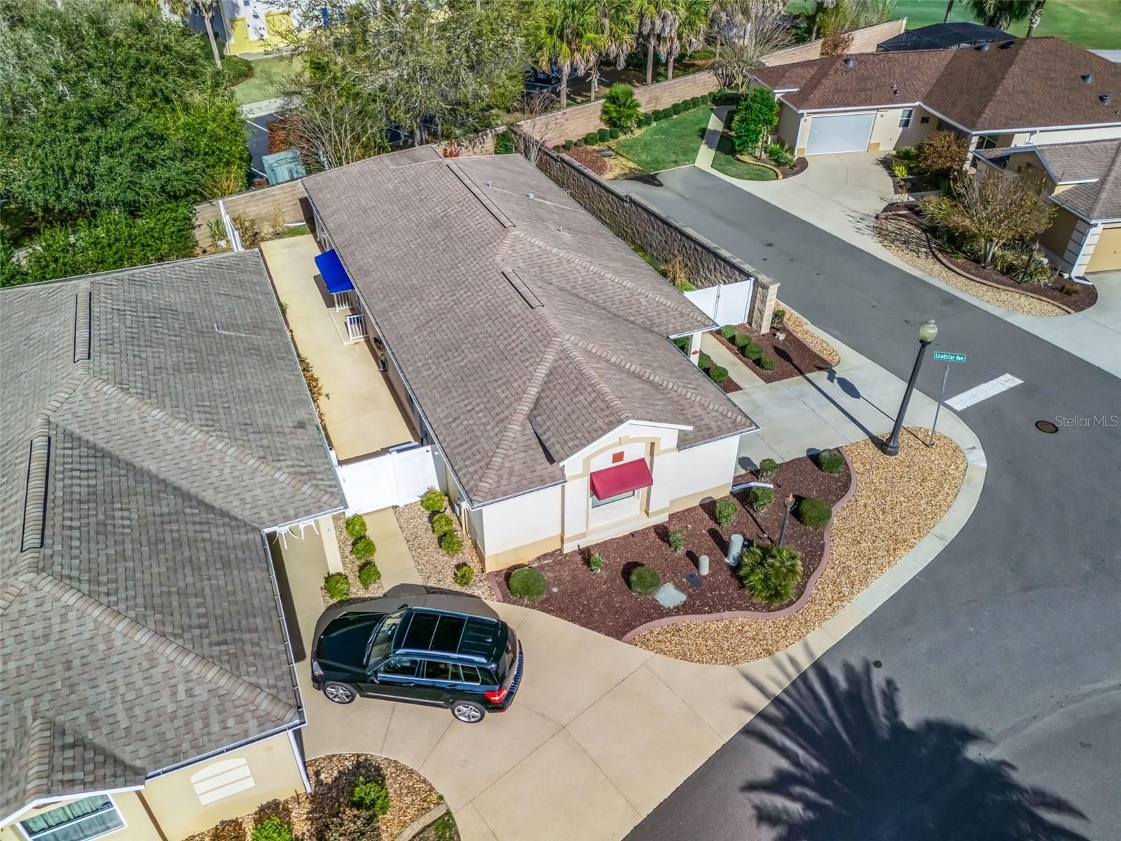 Image 2 of 50 For 1946 Loadstar Avenue