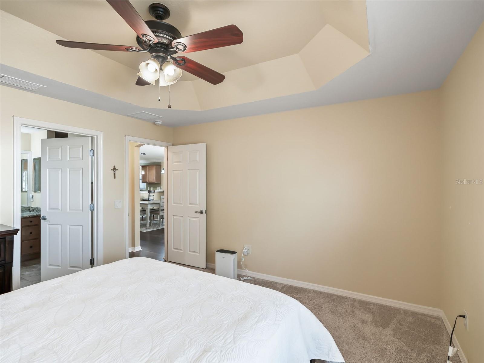 Image 25 of 50 For 1946 Loadstar Avenue