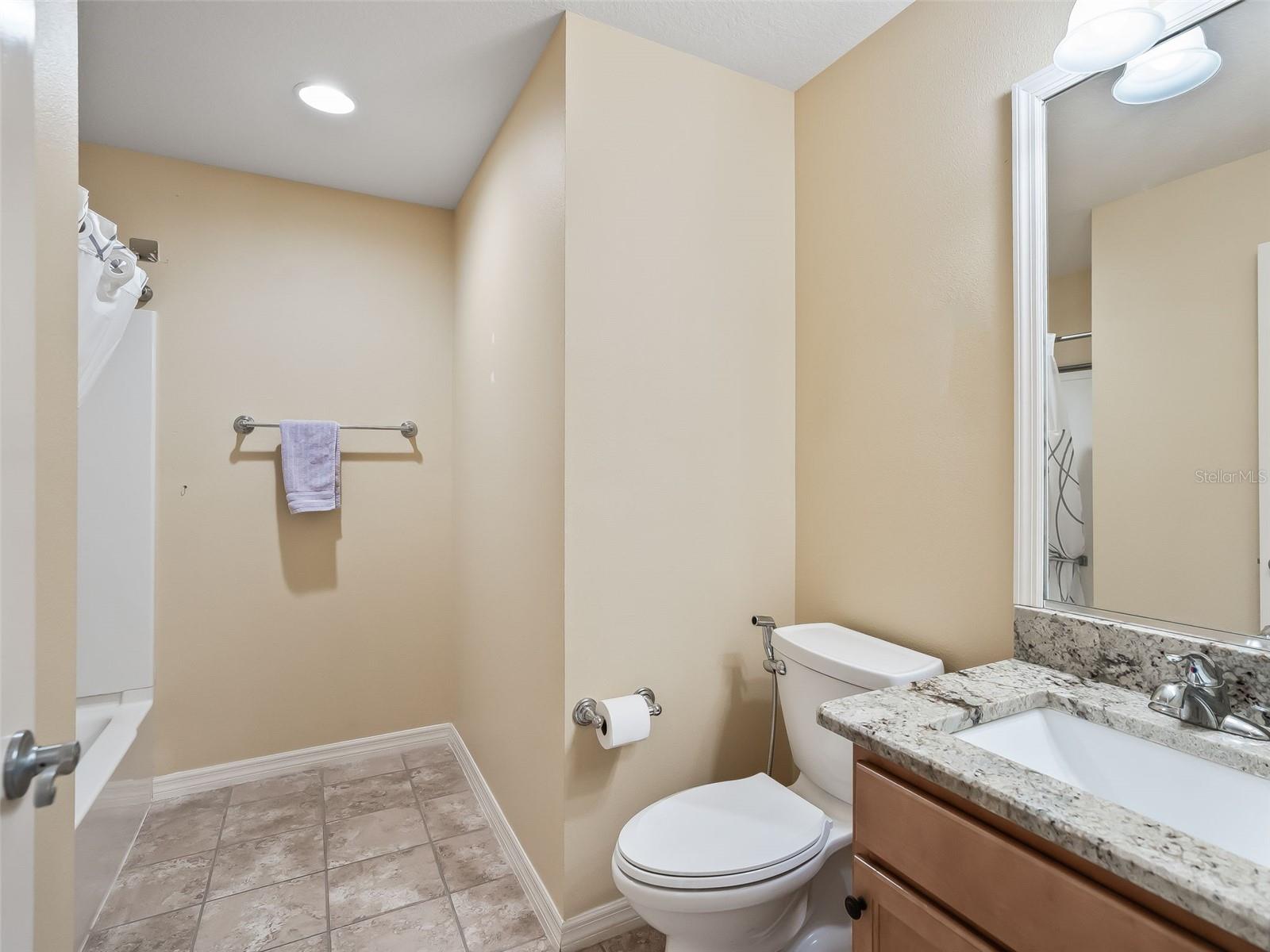 Image 30 of 50 For 1946 Loadstar Avenue