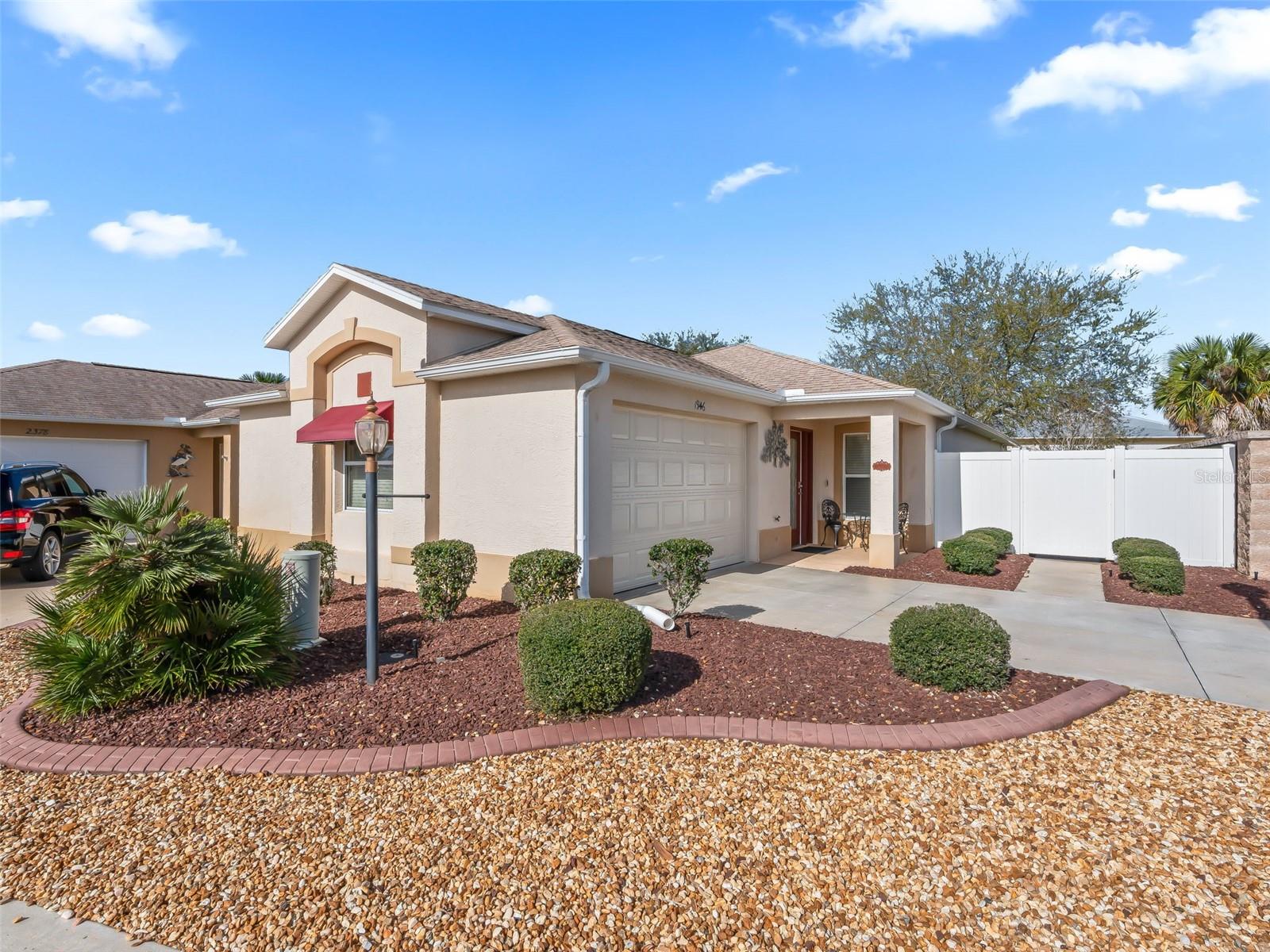 Image 4 of 50 For 1946 Loadstar Avenue