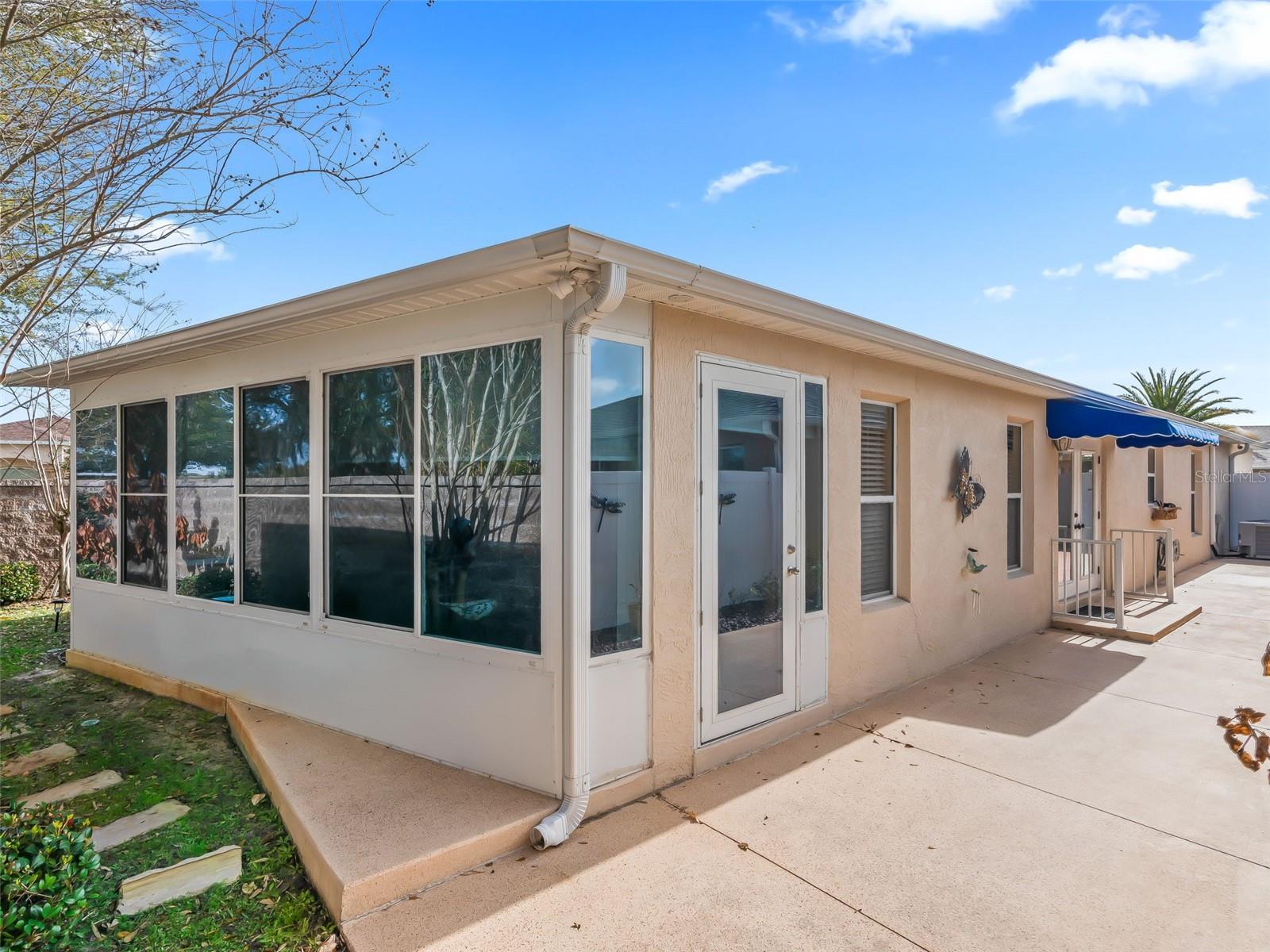 Image 40 of 50 For 1946 Loadstar Avenue