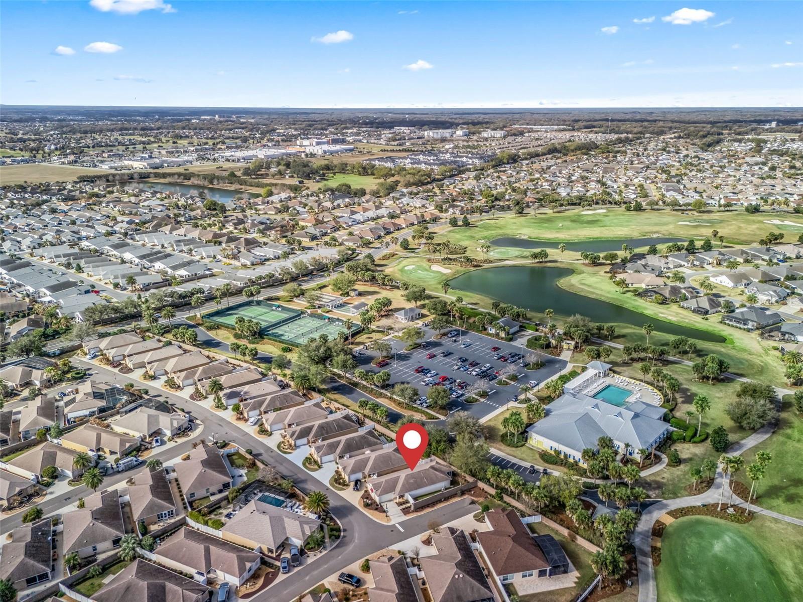 Image 45 of 50 For 1946 Loadstar Avenue