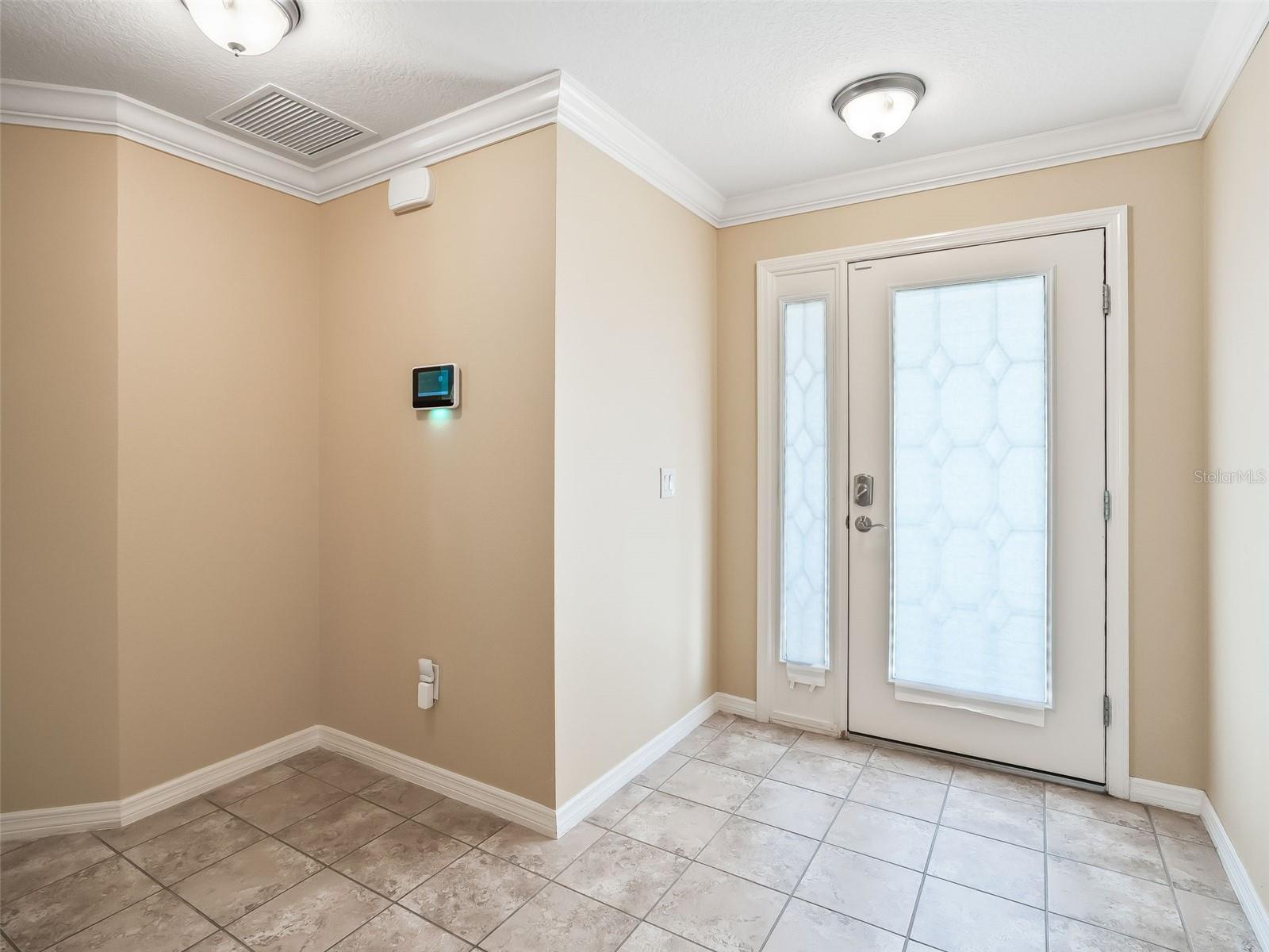 Image 7 of 50 For 1946 Loadstar Avenue