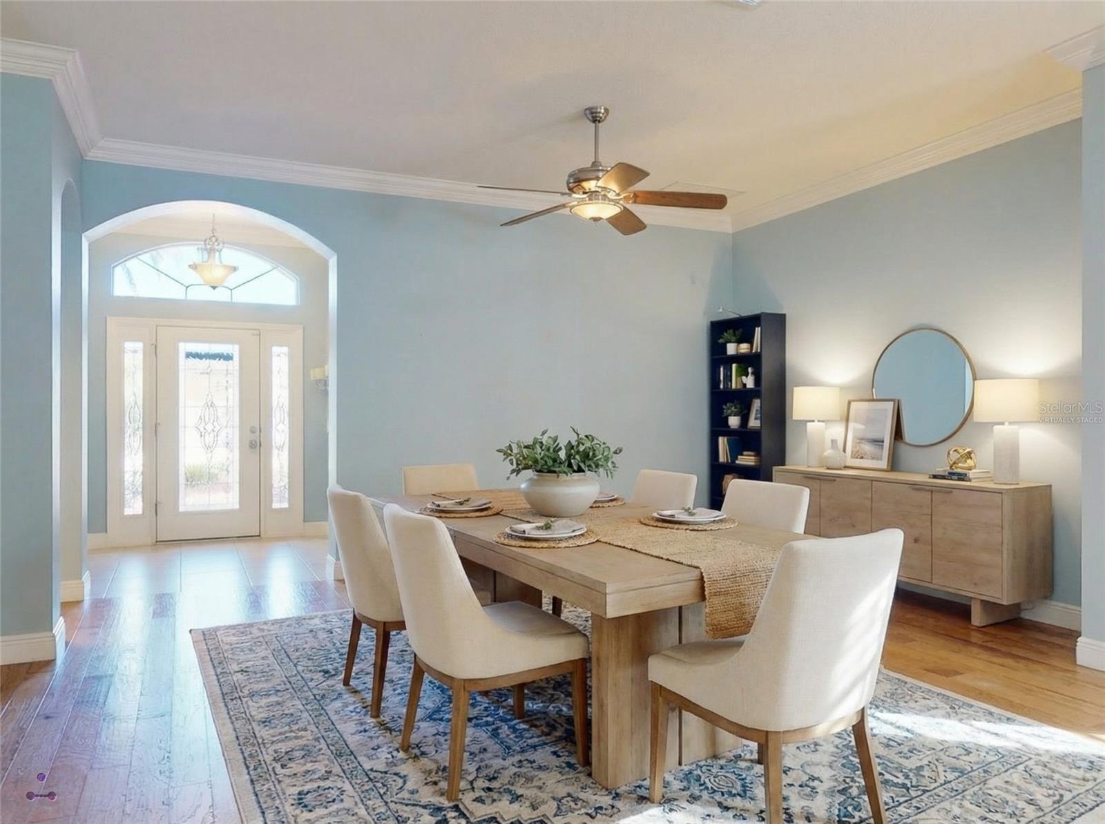 Image 3 of 18 For 2450 Carriage Hill Way