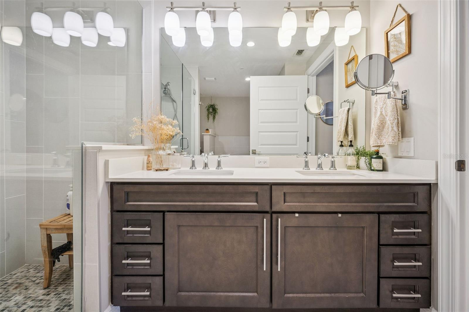 Image 28 of 46 For 16300 County Road 455 503