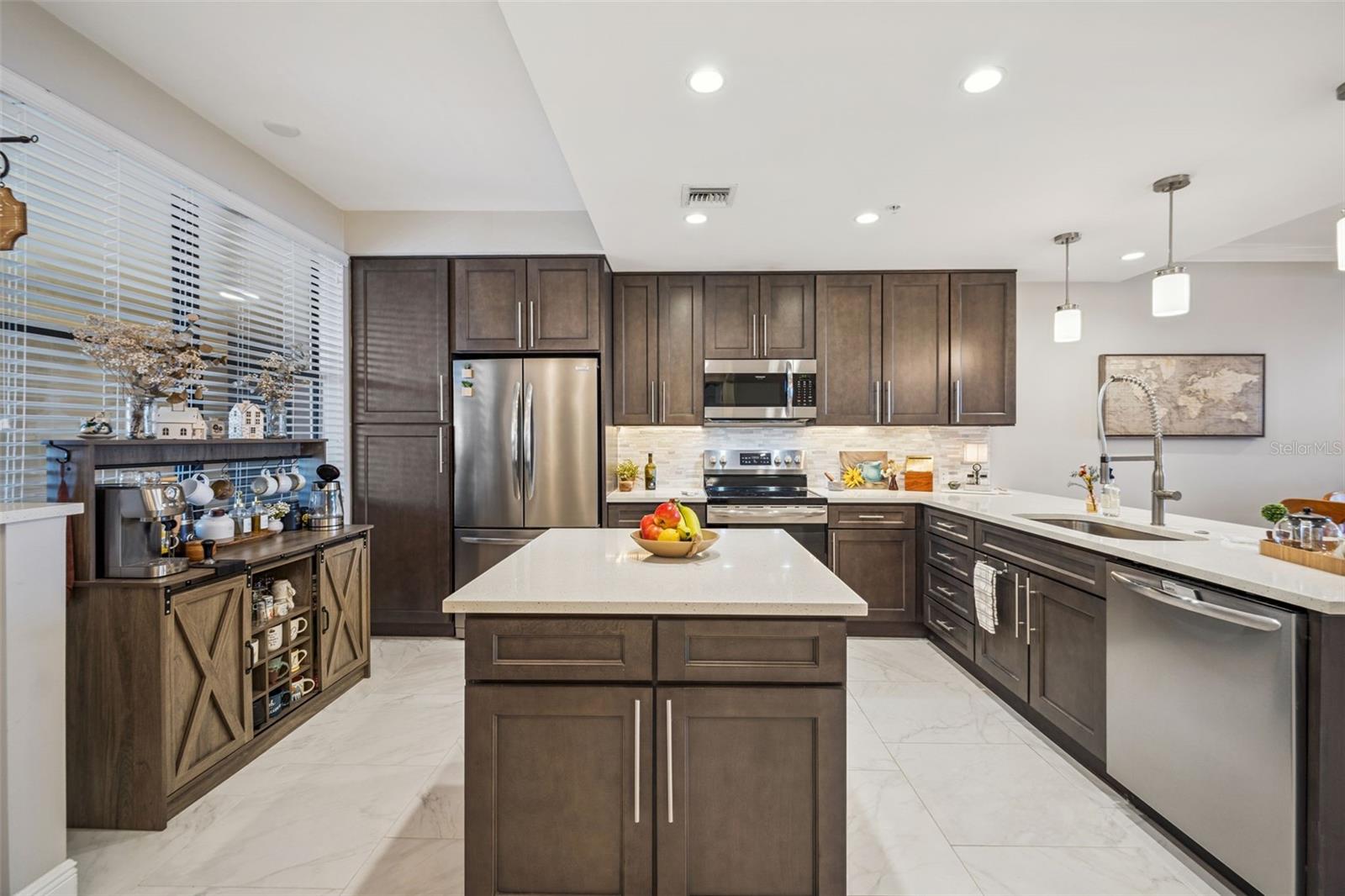 Image 6 of 46 For 16300 County Road 455 503