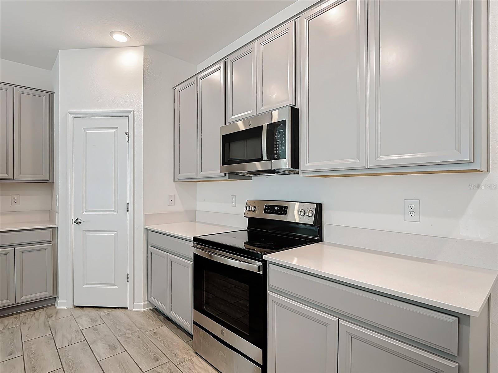 Image 11 of 49 For 441 Macarthur Street