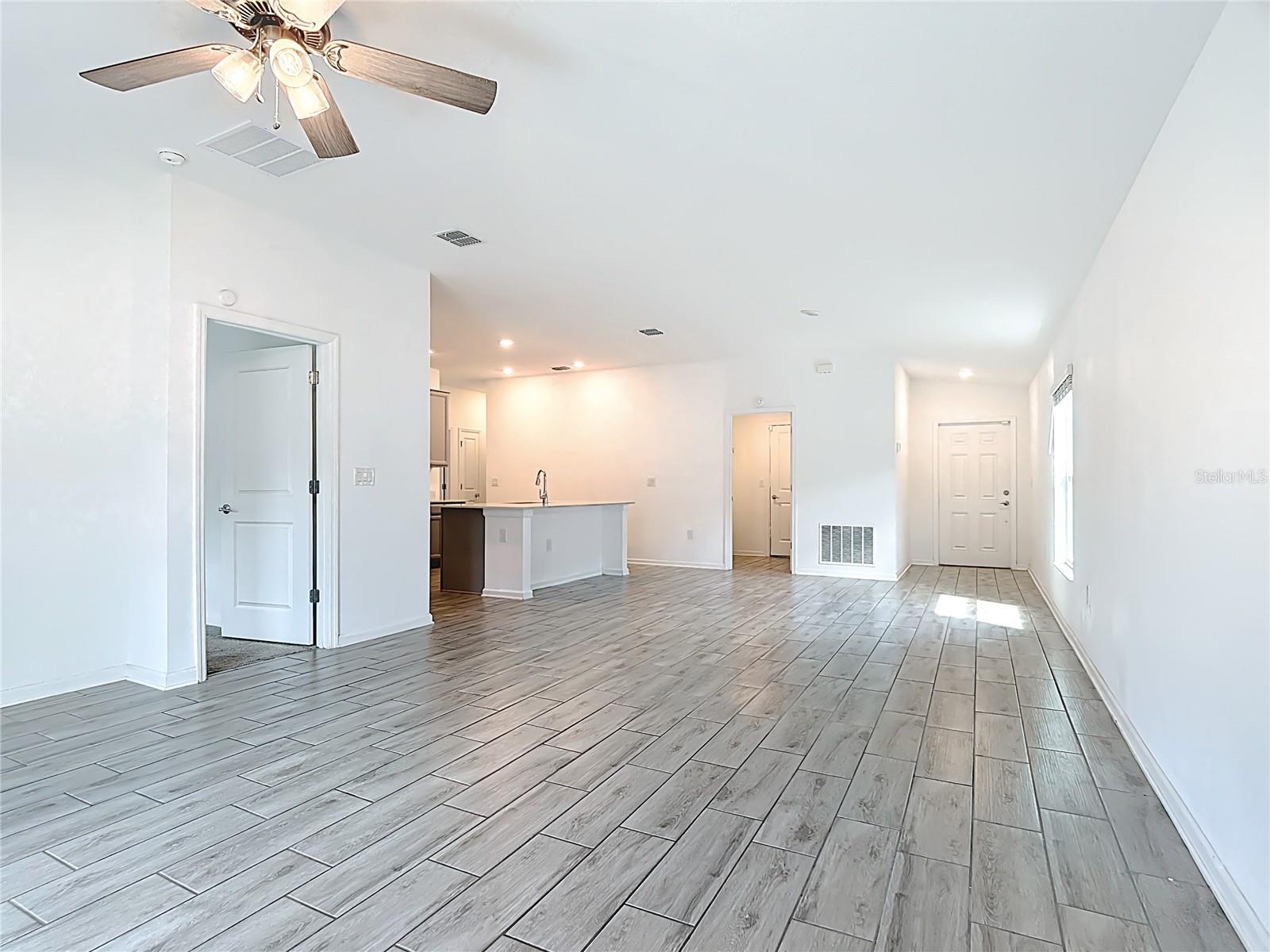 Image 17 of 49 For 441 Macarthur Street