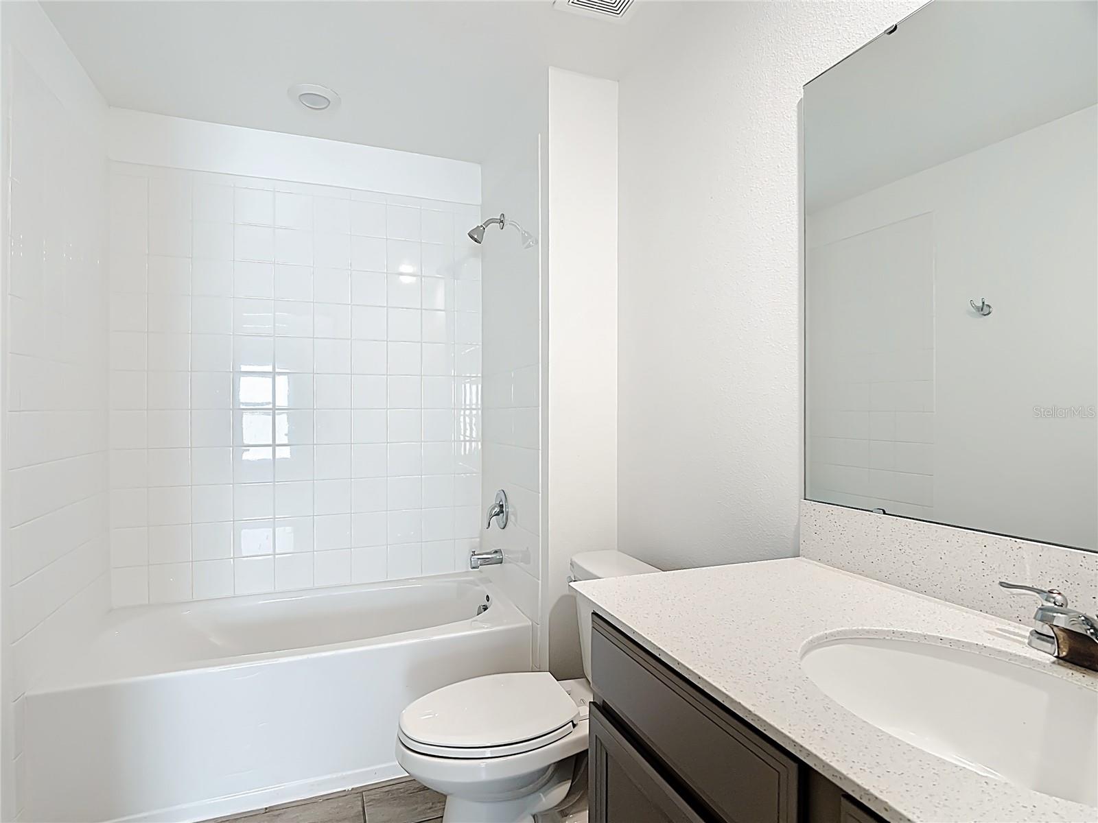 Image 24 of 49 For 441 Macarthur Street