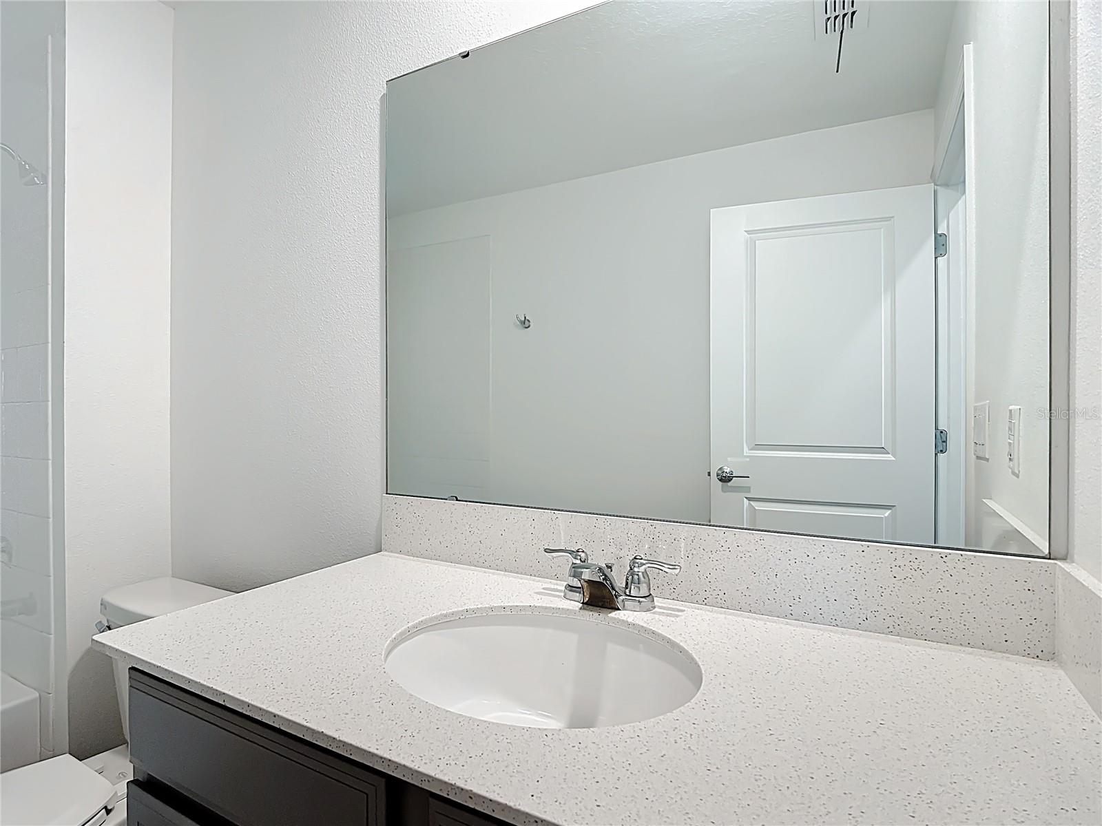 Image 25 of 49 For 441 Macarthur Street