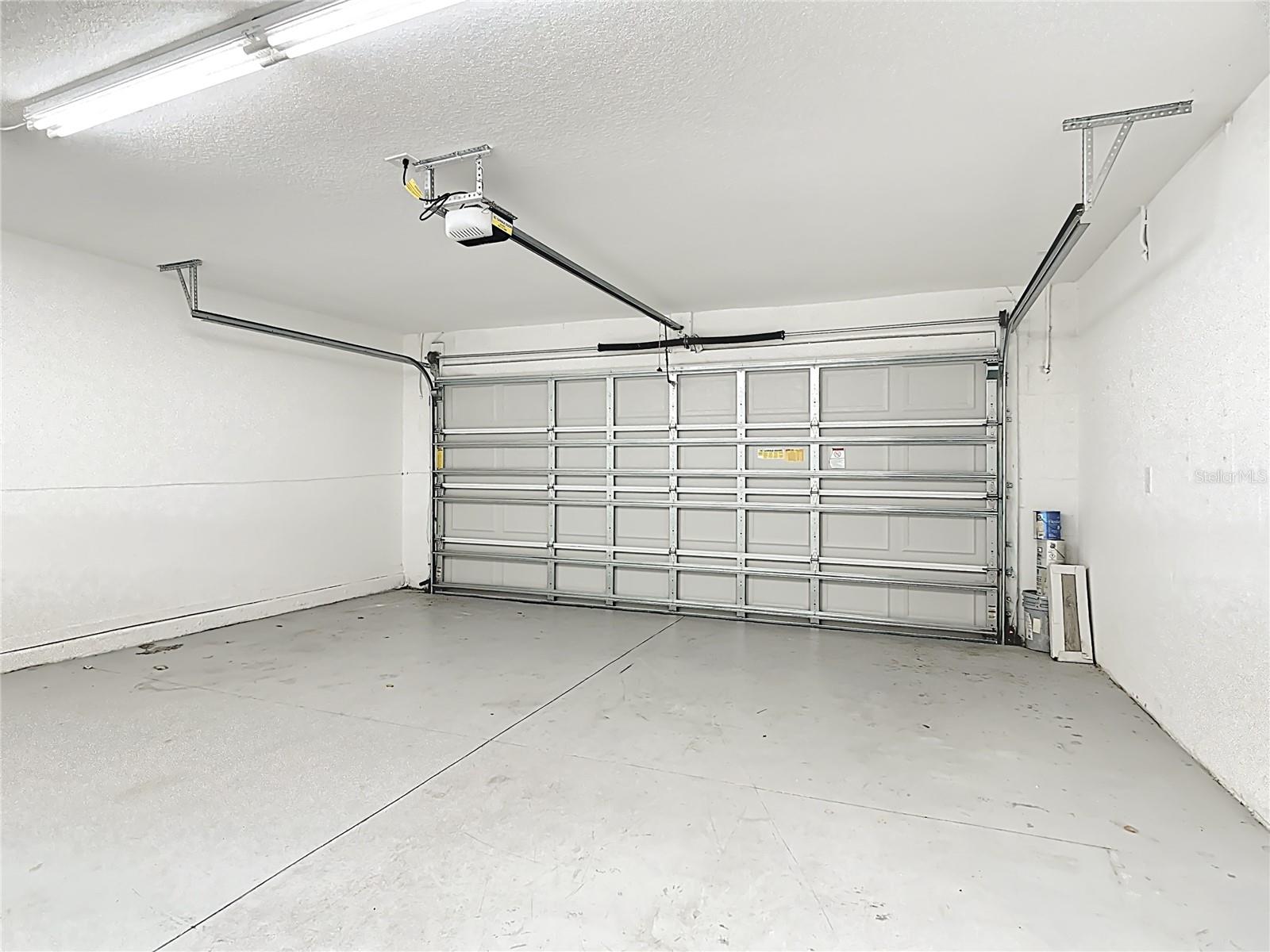 Image 33 of 49 For 441 Macarthur Street