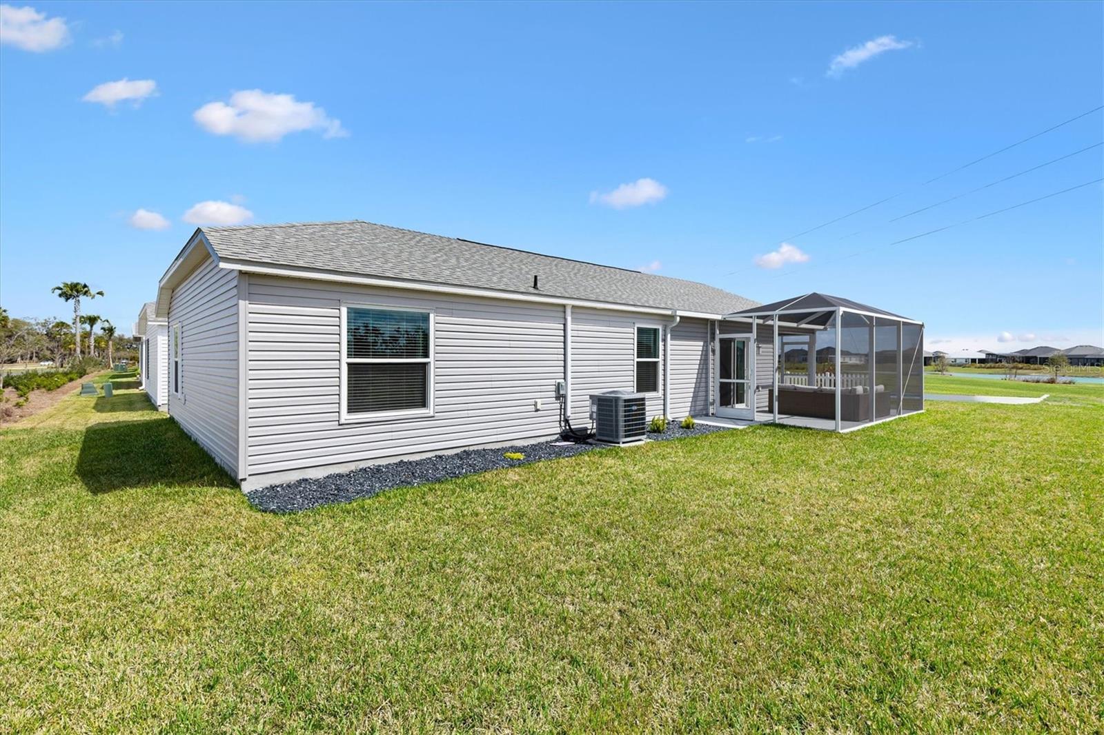 Image 27 of 34 For 1609 Smart Pl