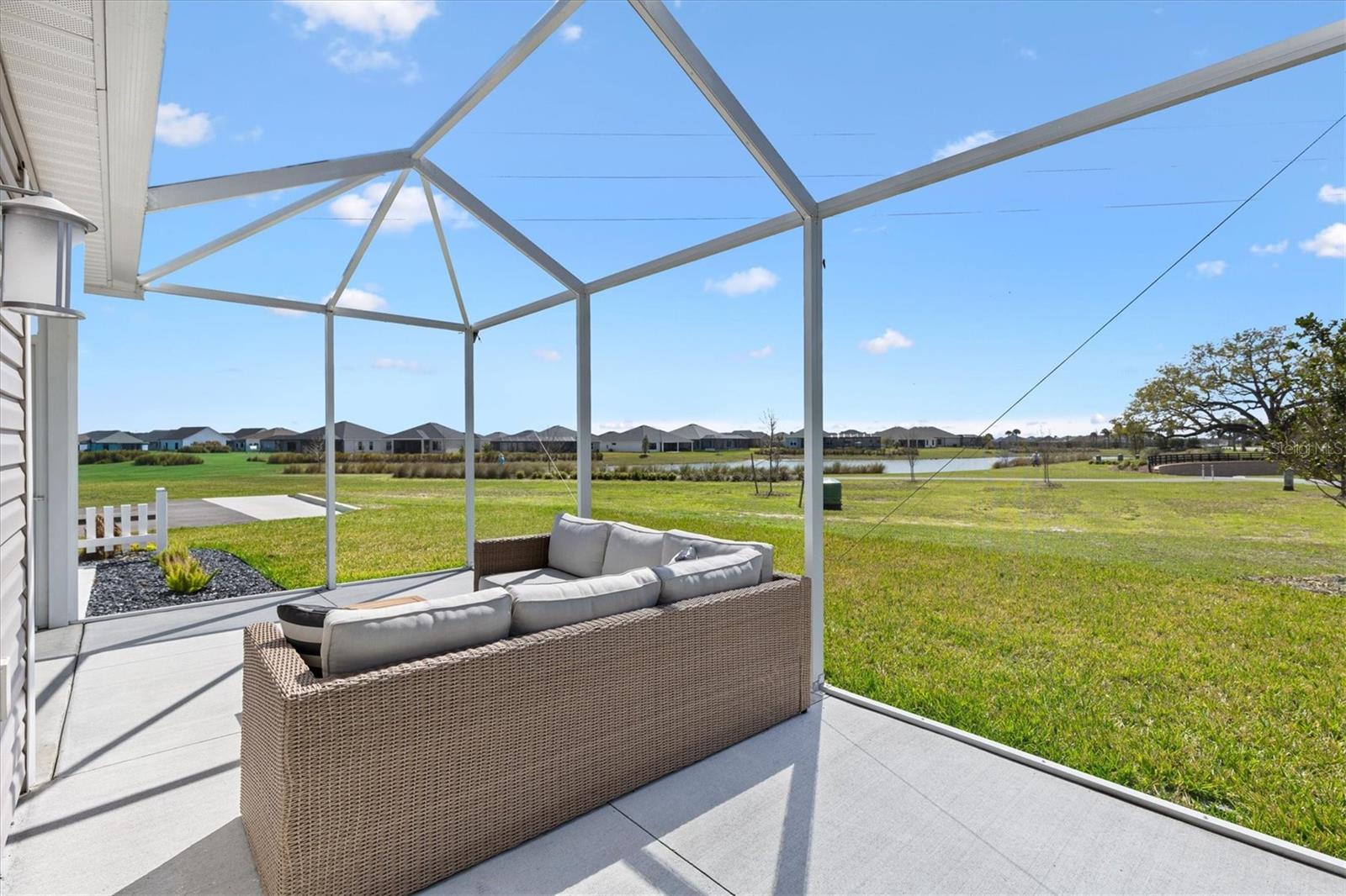 Image 9 of 34 For 1609 Smart Pl