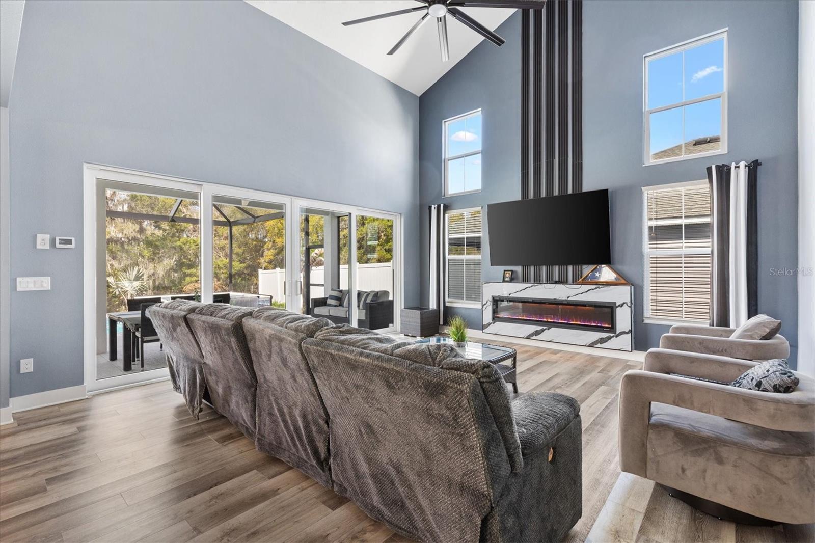 Image 10 of 59 For 2744 Alder Ave