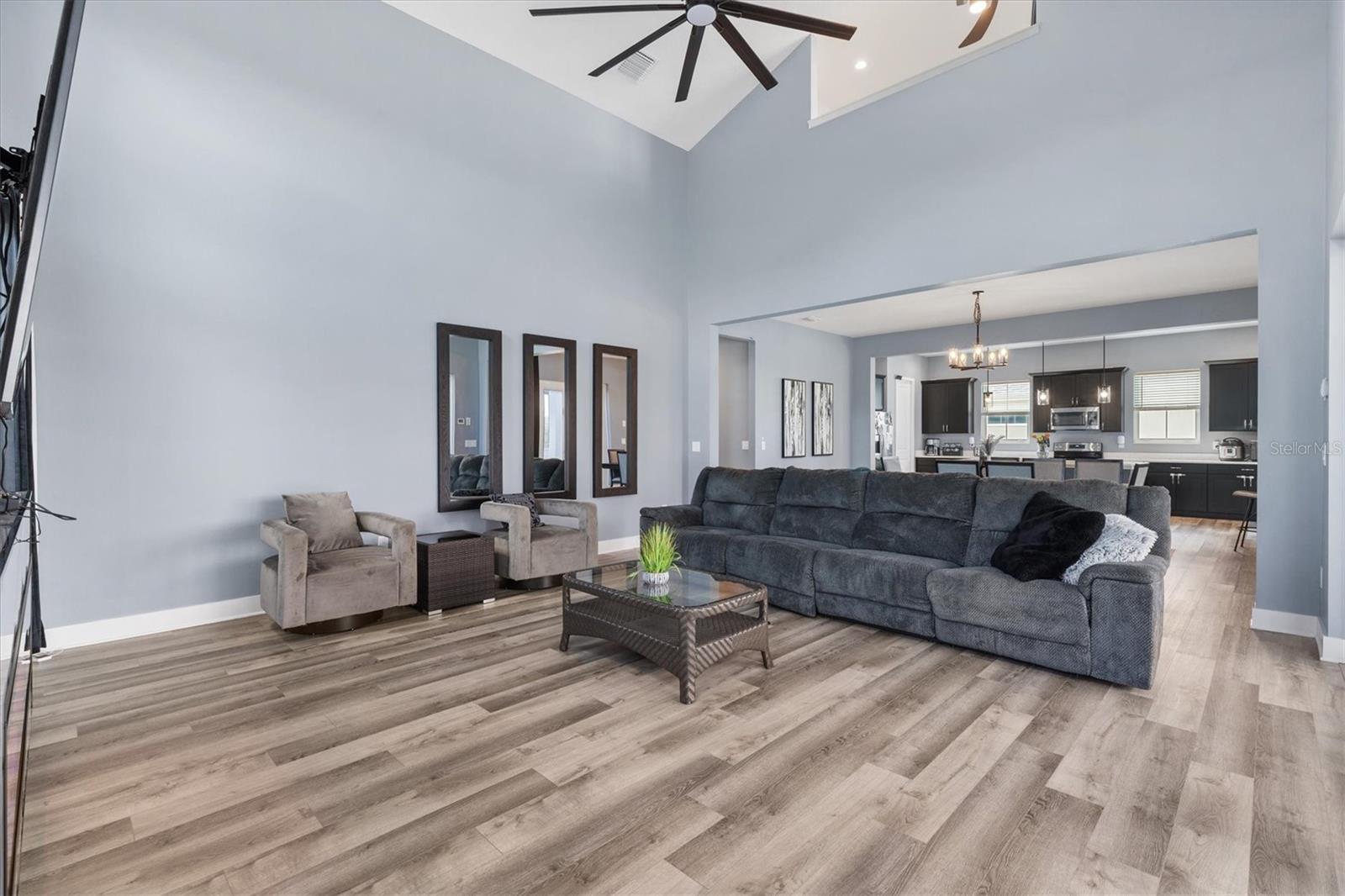 Image 12 of 59 For 2744 Alder Ave