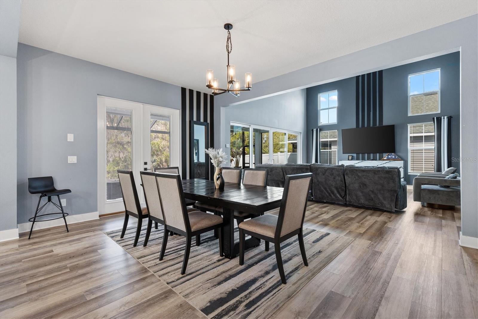 Image 16 of 59 For 2744 Alder Ave