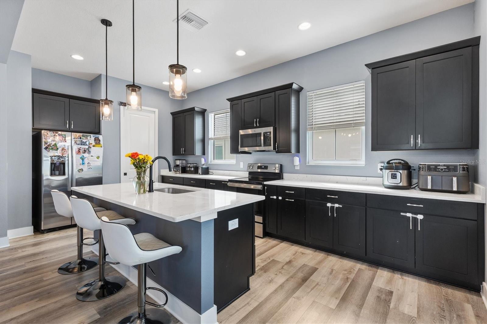 Image 19 of 59 For 2744 Alder Ave