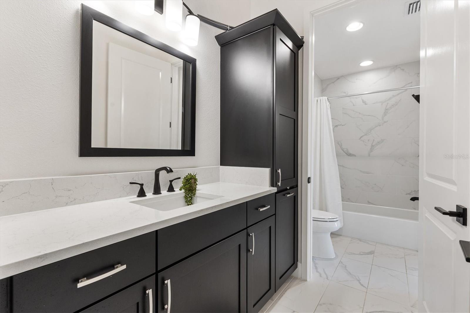 Image 35 of 59 For 2744 Alder Ave