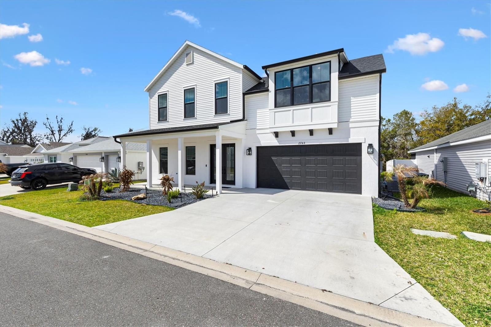 Image 6 of 59 For 2744 Alder Ave