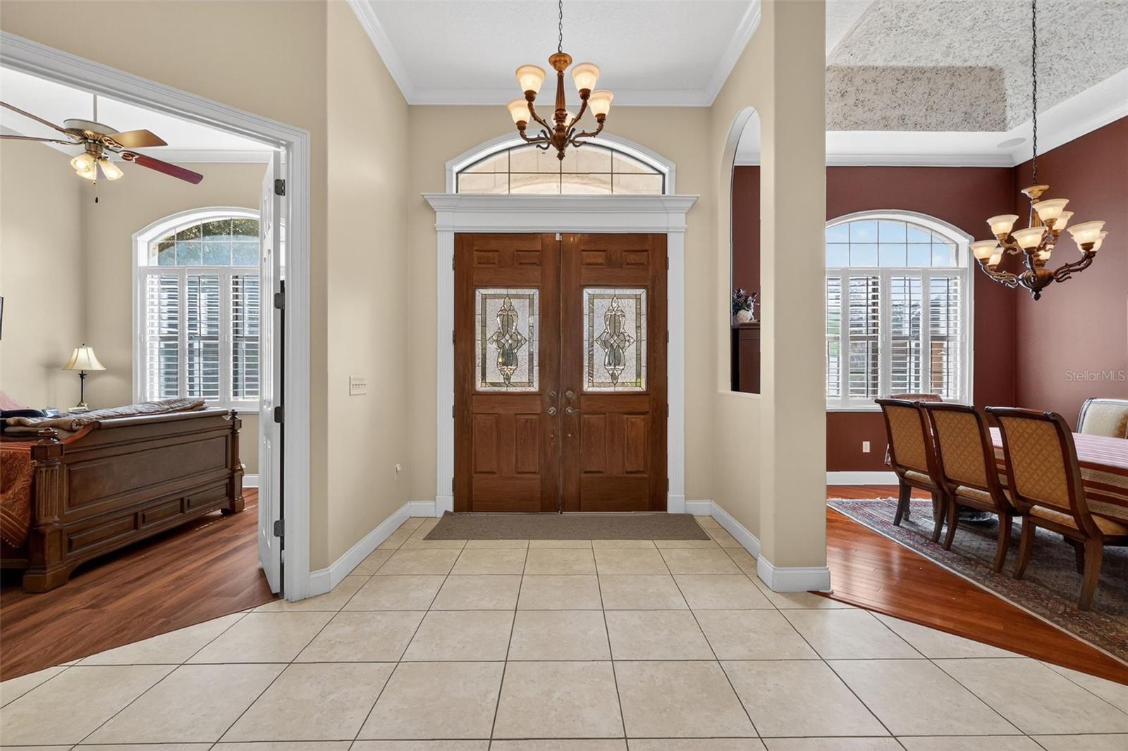 Image 12 of 52 For 2007 Country Club Drive