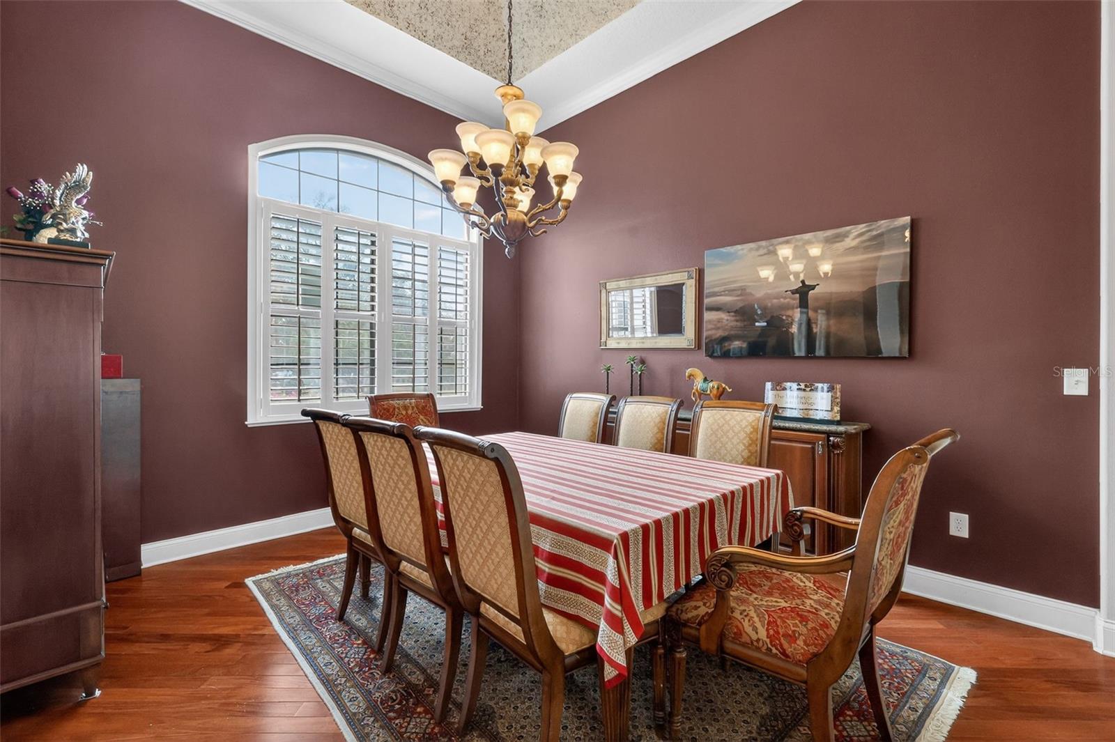 Image 13 of 52 For 2007 Country Club Drive