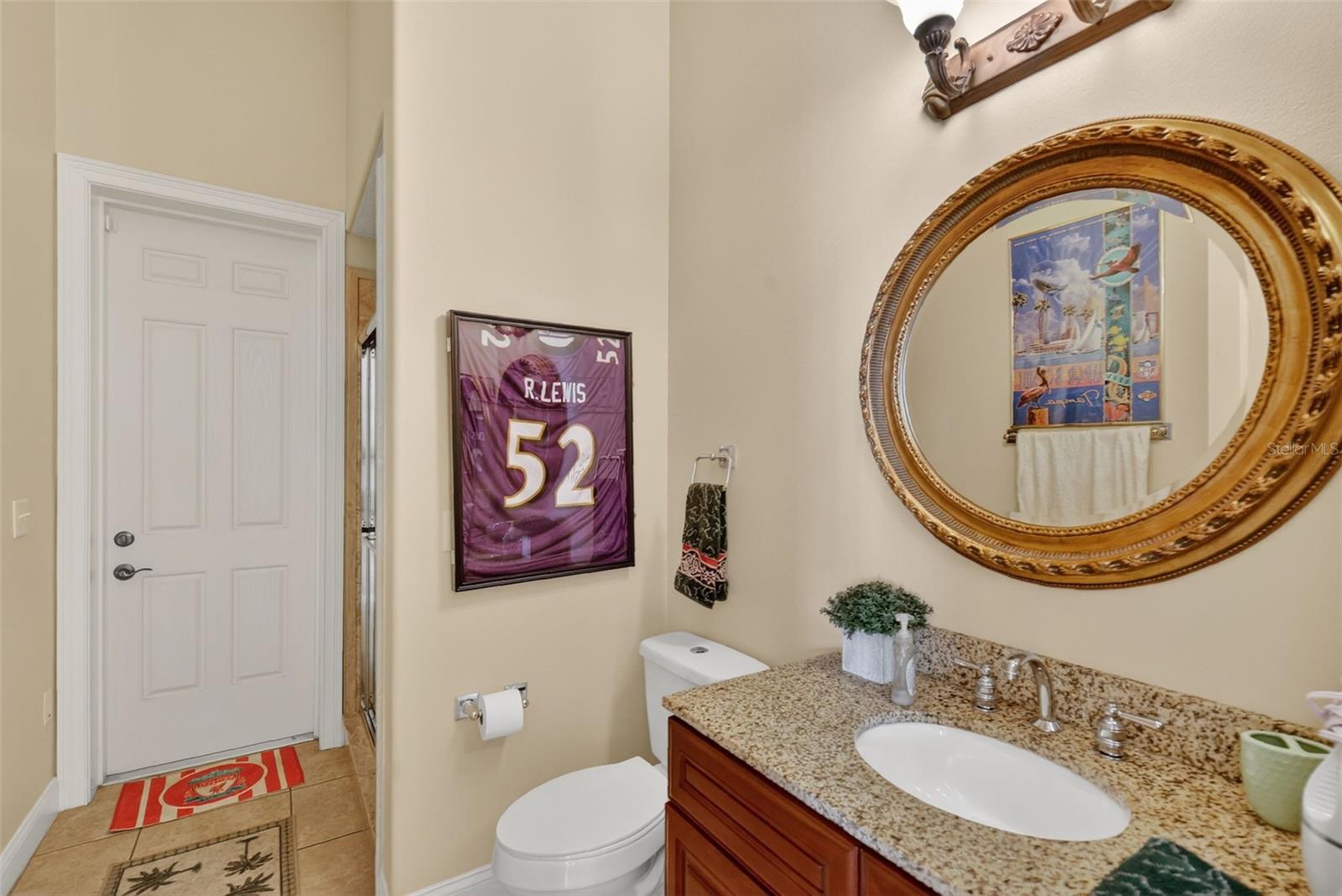 Image 27 of 52 For 2007 Country Club Drive