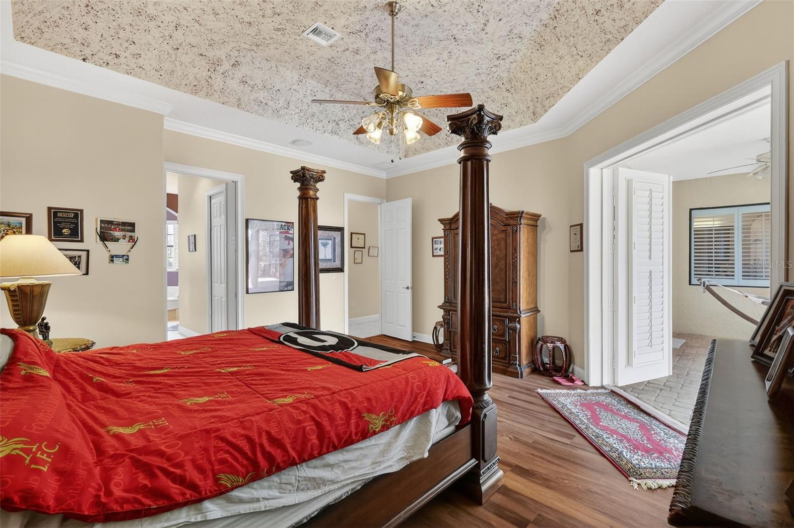 Image 33 of 52 For 2007 Country Club Drive