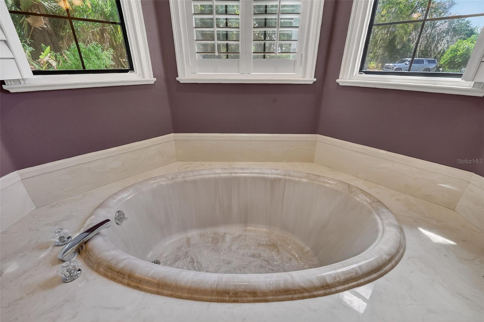 Image 35 of 52 For 2007 Country Club Drive