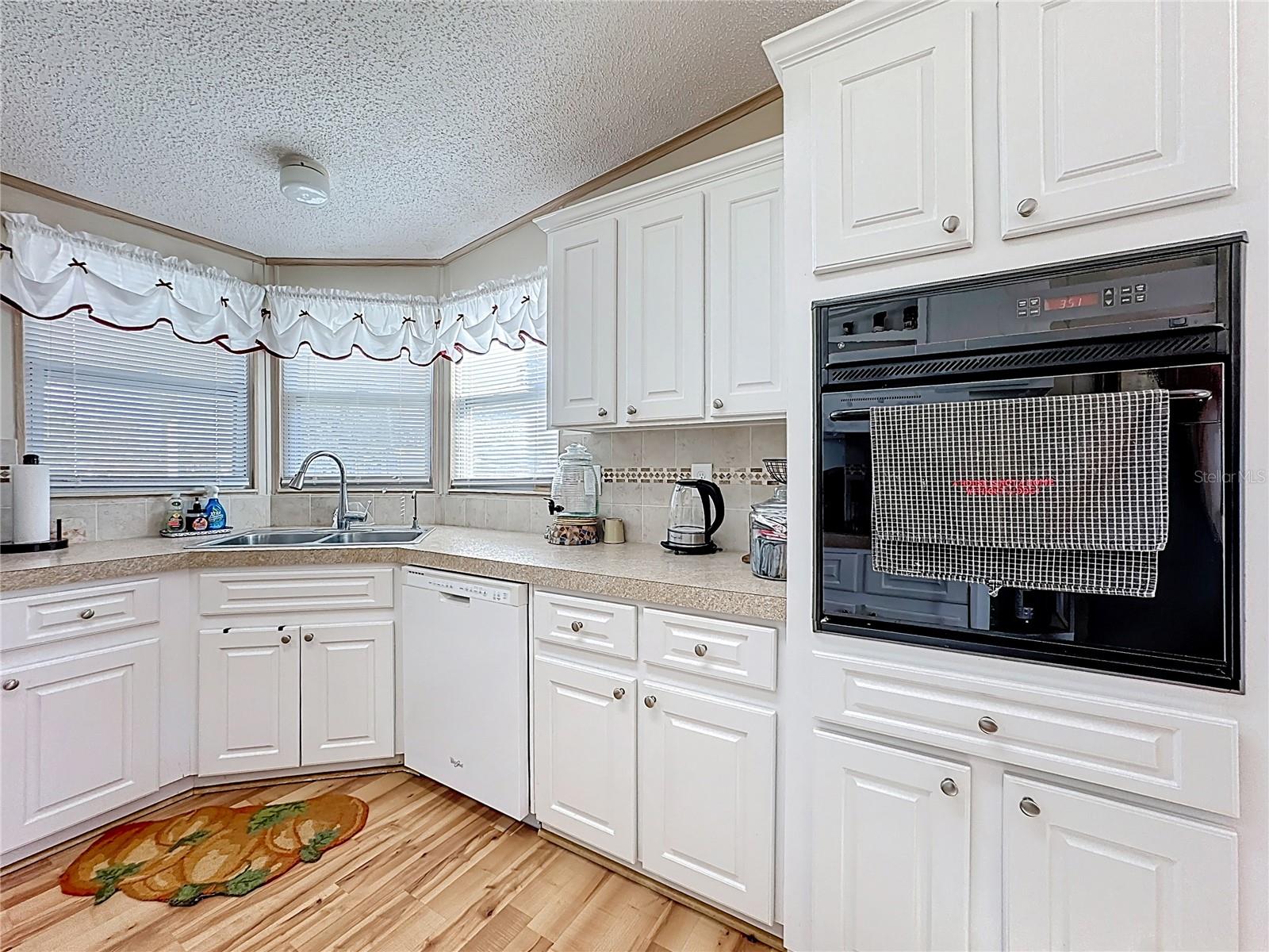 Image 15 of 38 For 3016 Manatee Road