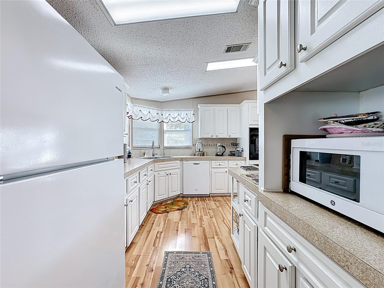 Image 16 of 38 For 3016 Manatee Road