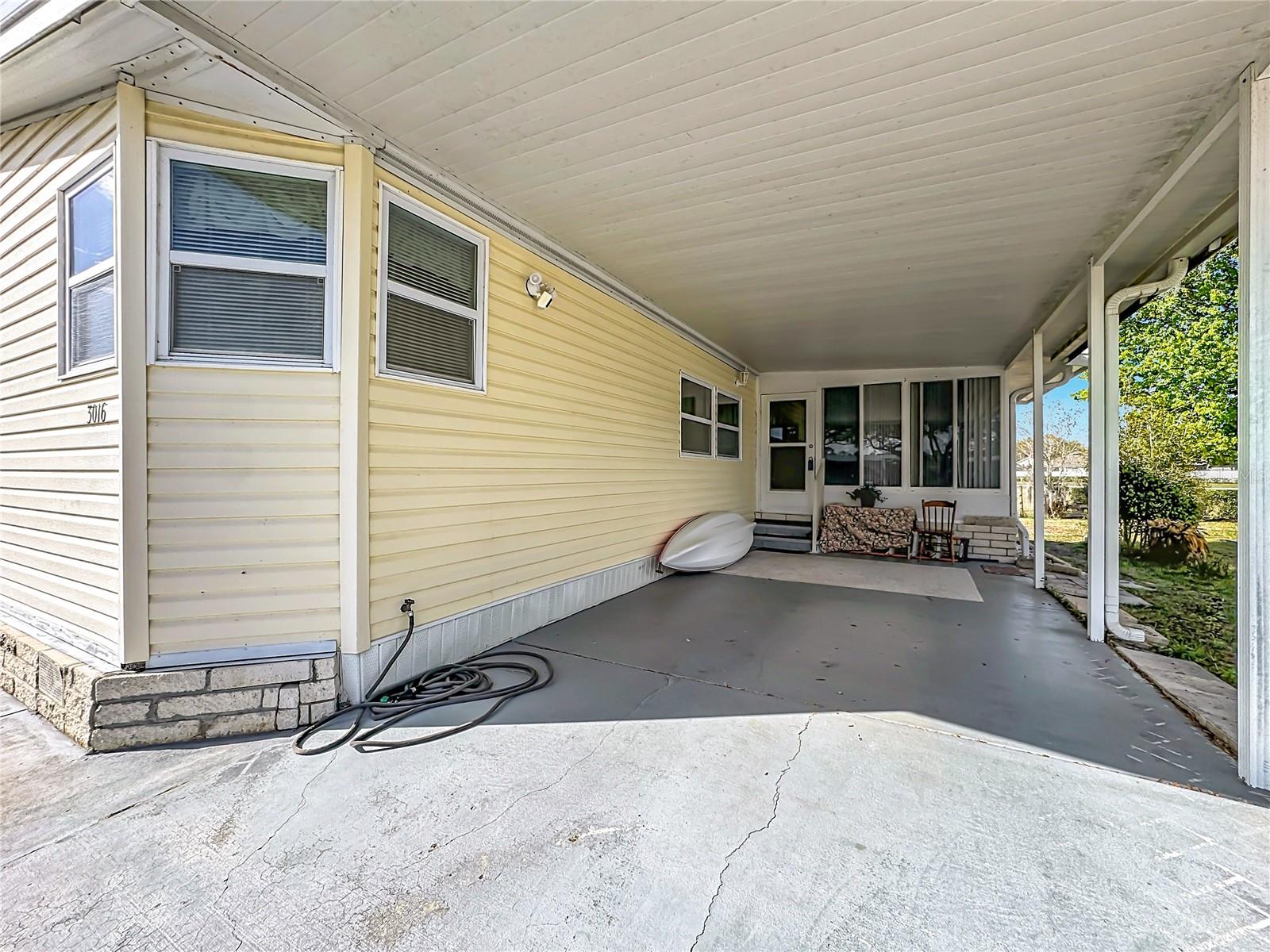 Image 3 of 38 For 3016 Manatee Road