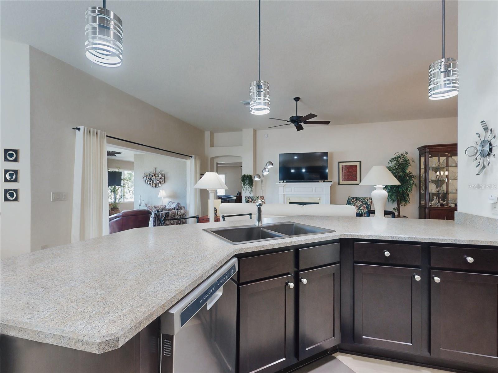 Image 12 of 46 For 3130 Vandenberg Court