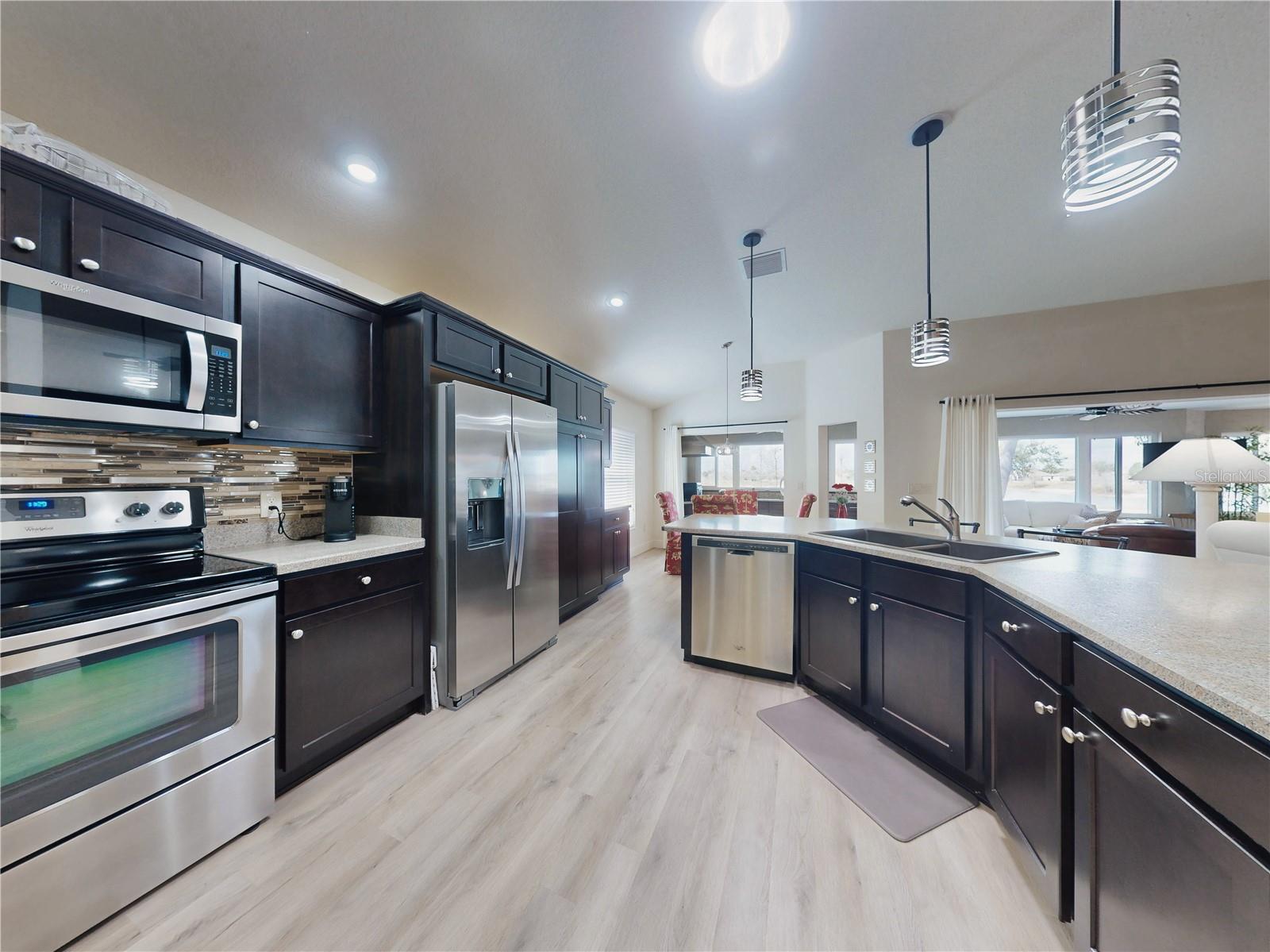 Image 14 of 46 For 3130 Vandenberg Court