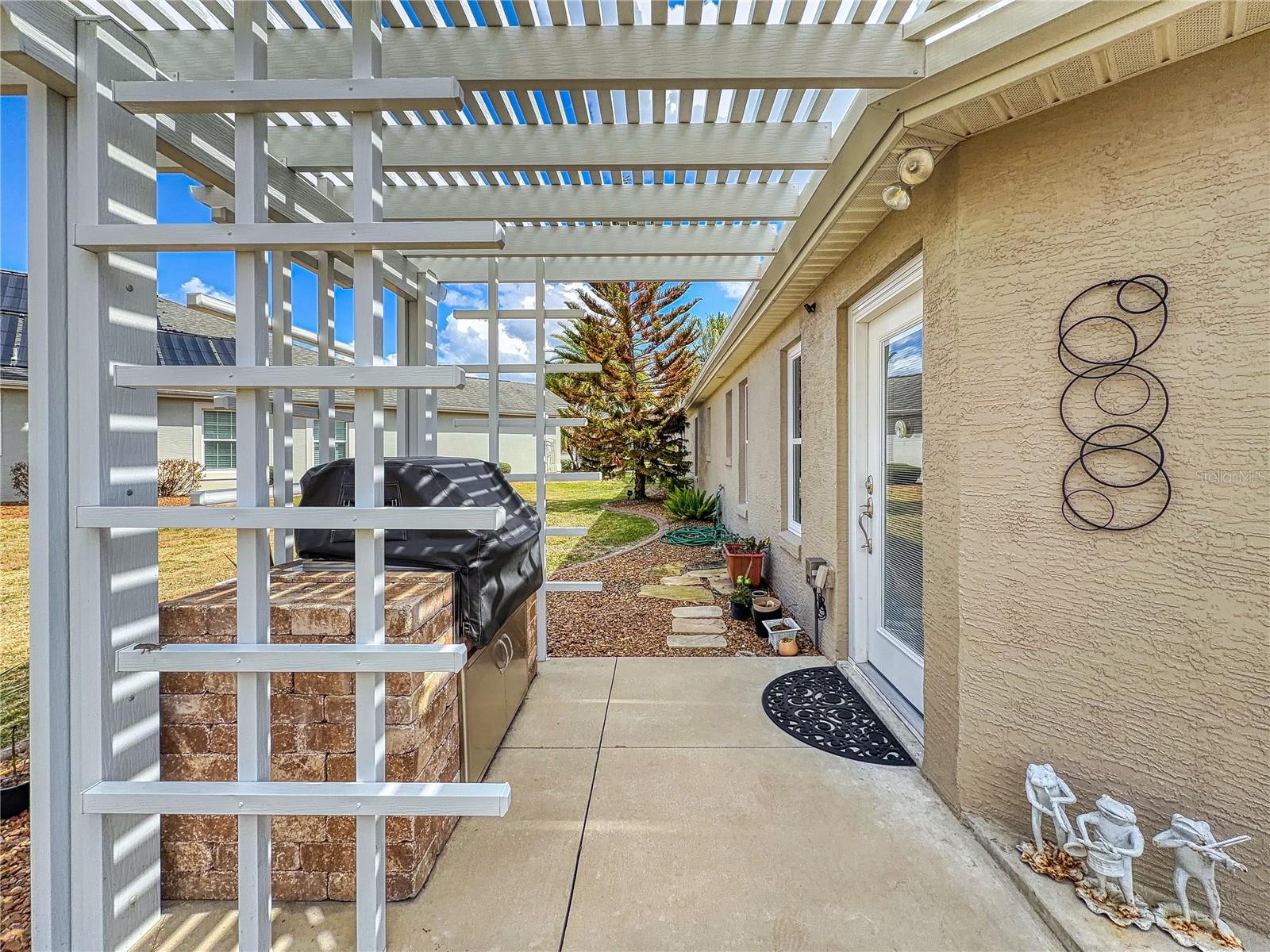 Image 27 of 46 For 3130 Vandenberg Court