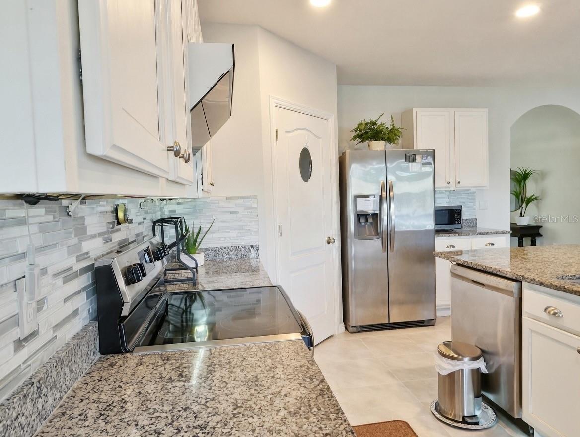 Image 10 of 50 For 3048 Bethpage Loop