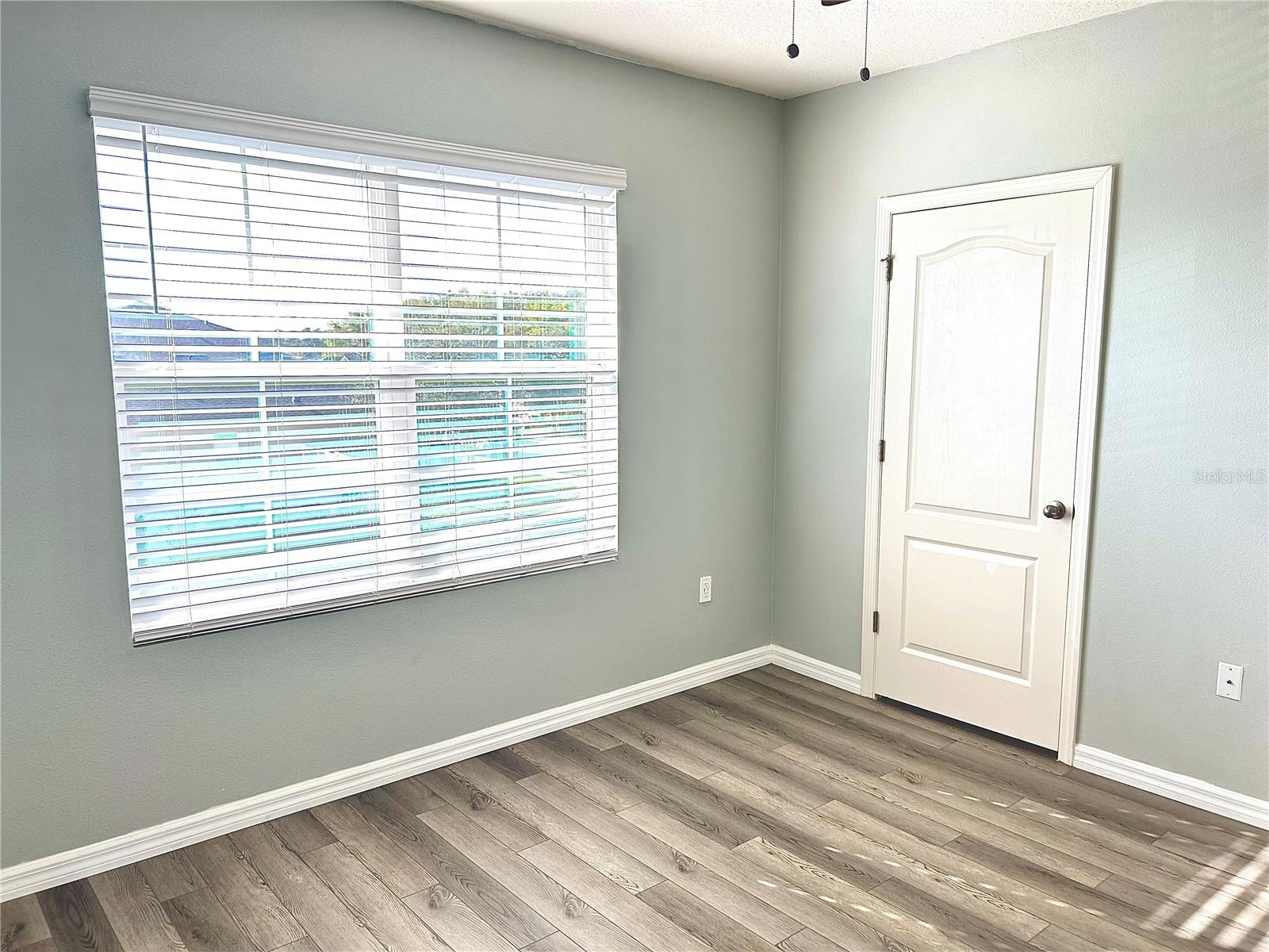 Image 23 of 50 For 3048 Bethpage Loop