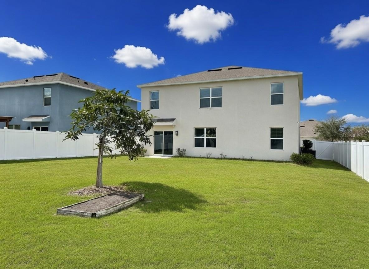 Image 31 of 50 For 3048 Bethpage Loop