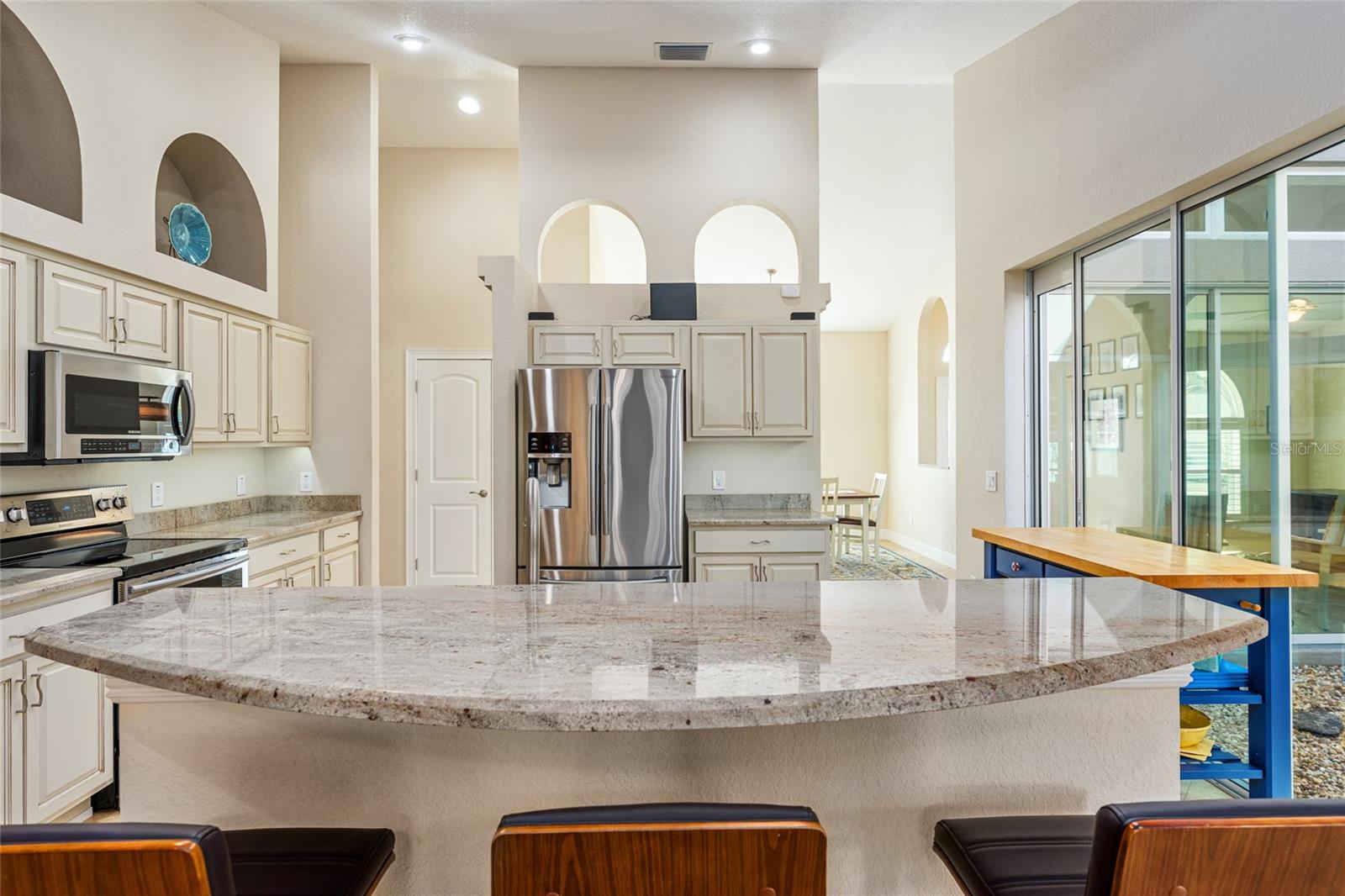 Image 25 of 100 For 8353 162nd Street