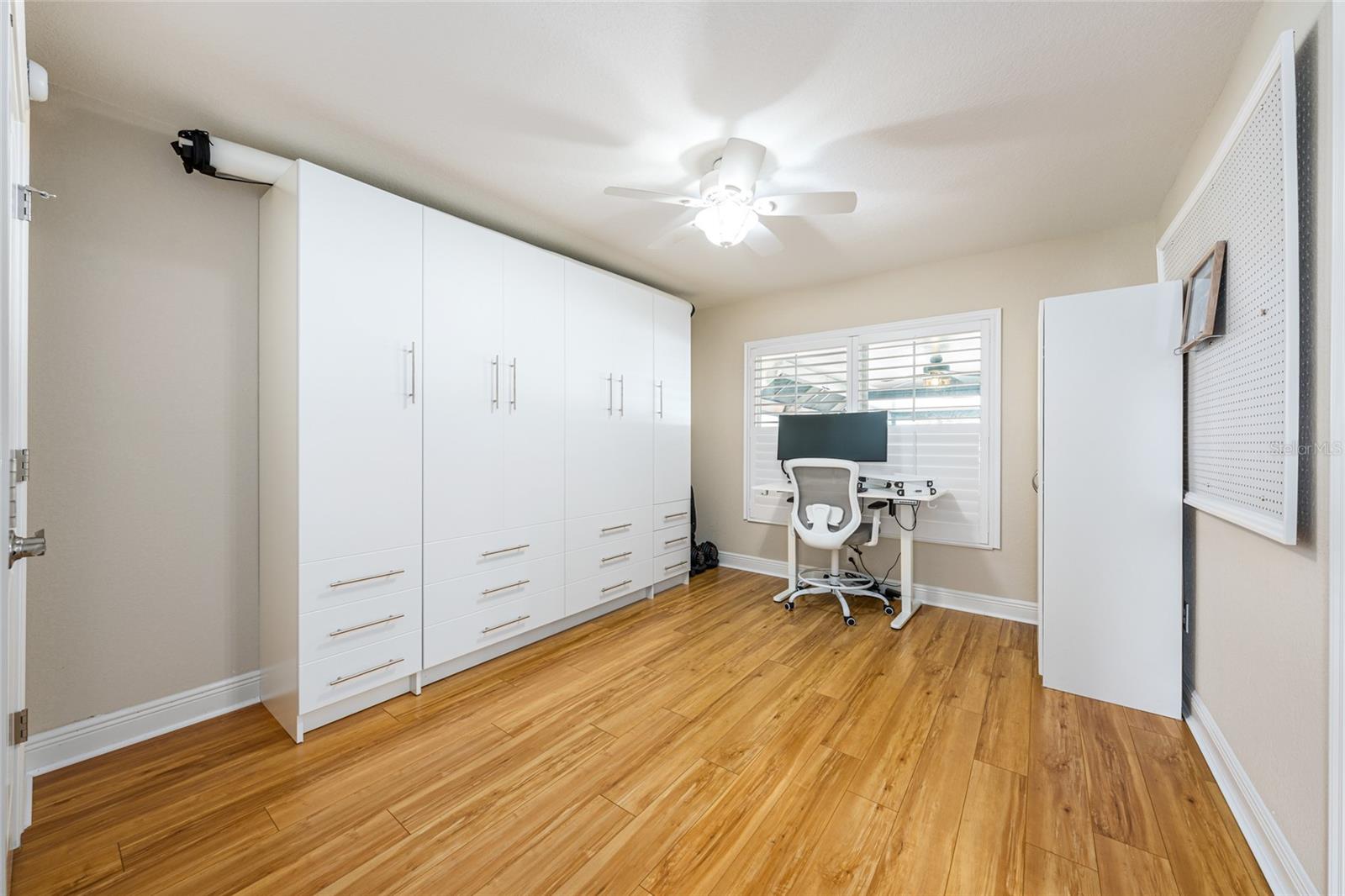 Image 38 of 100 For 8353 162nd Street