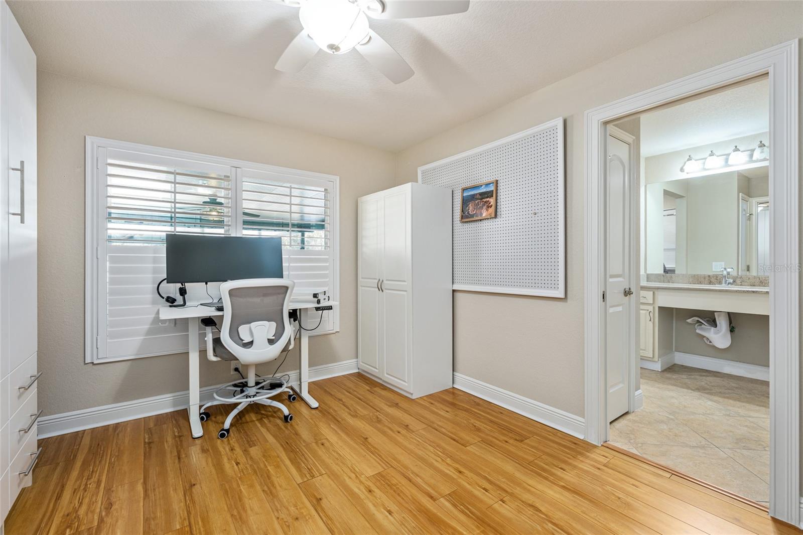 Image 39 of 100 For 8353 162nd Street